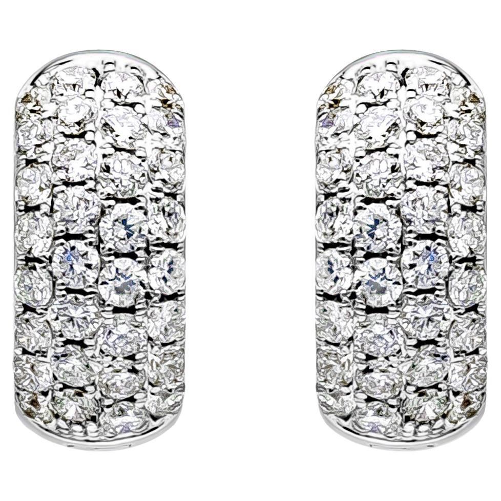 Roman Malakov 1.23 Carat Total Round Diamond Huggie Hoop Earrings For Sale