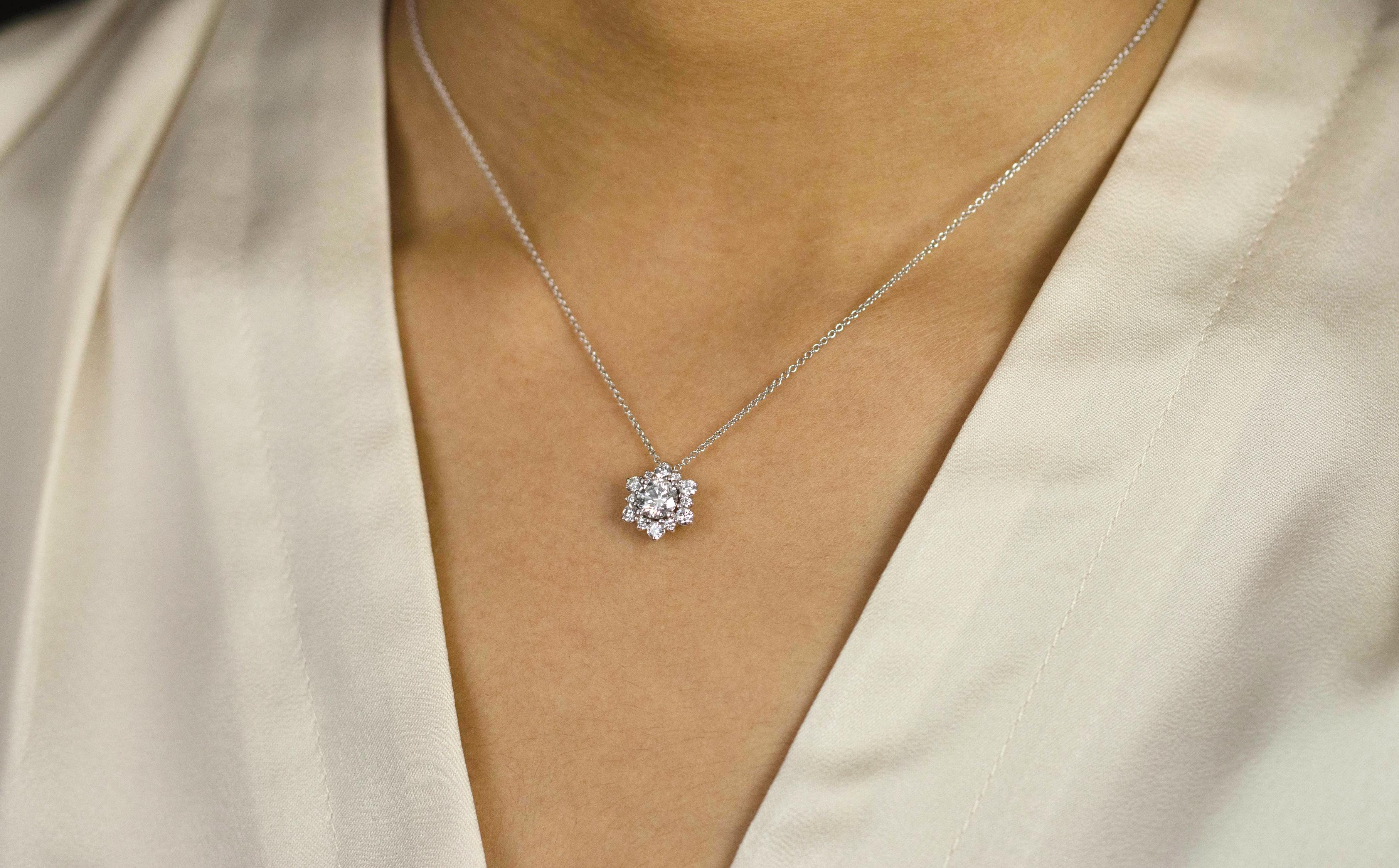 Round Cut Roman Malakov 1.25 Carats Total Brilliant Round Diamond Cluster pendant Necklace For Sale