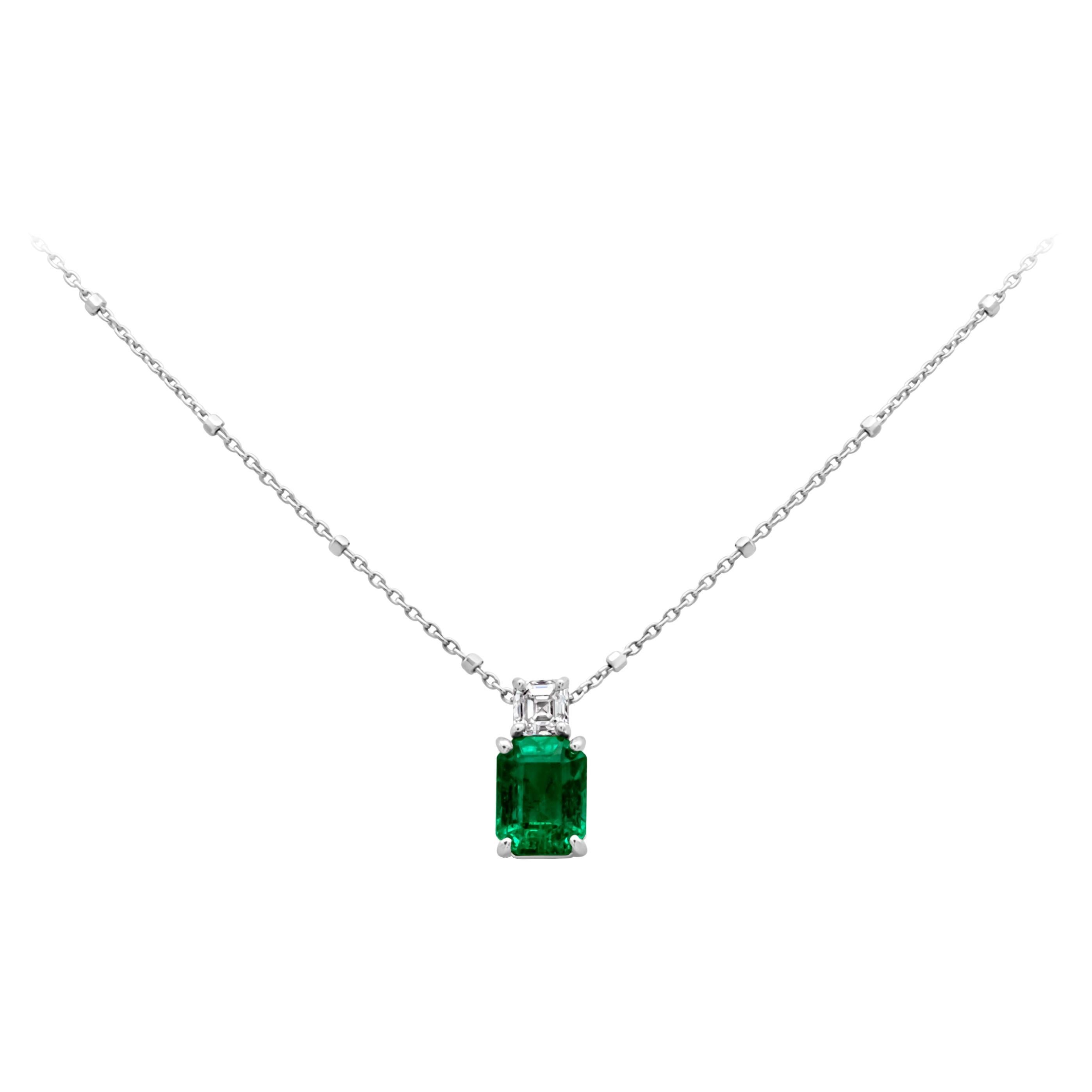 Roman Malakov 1.27 Carat Emerald Cut Green Emerald and Diamond Pendant Necklace For Sale