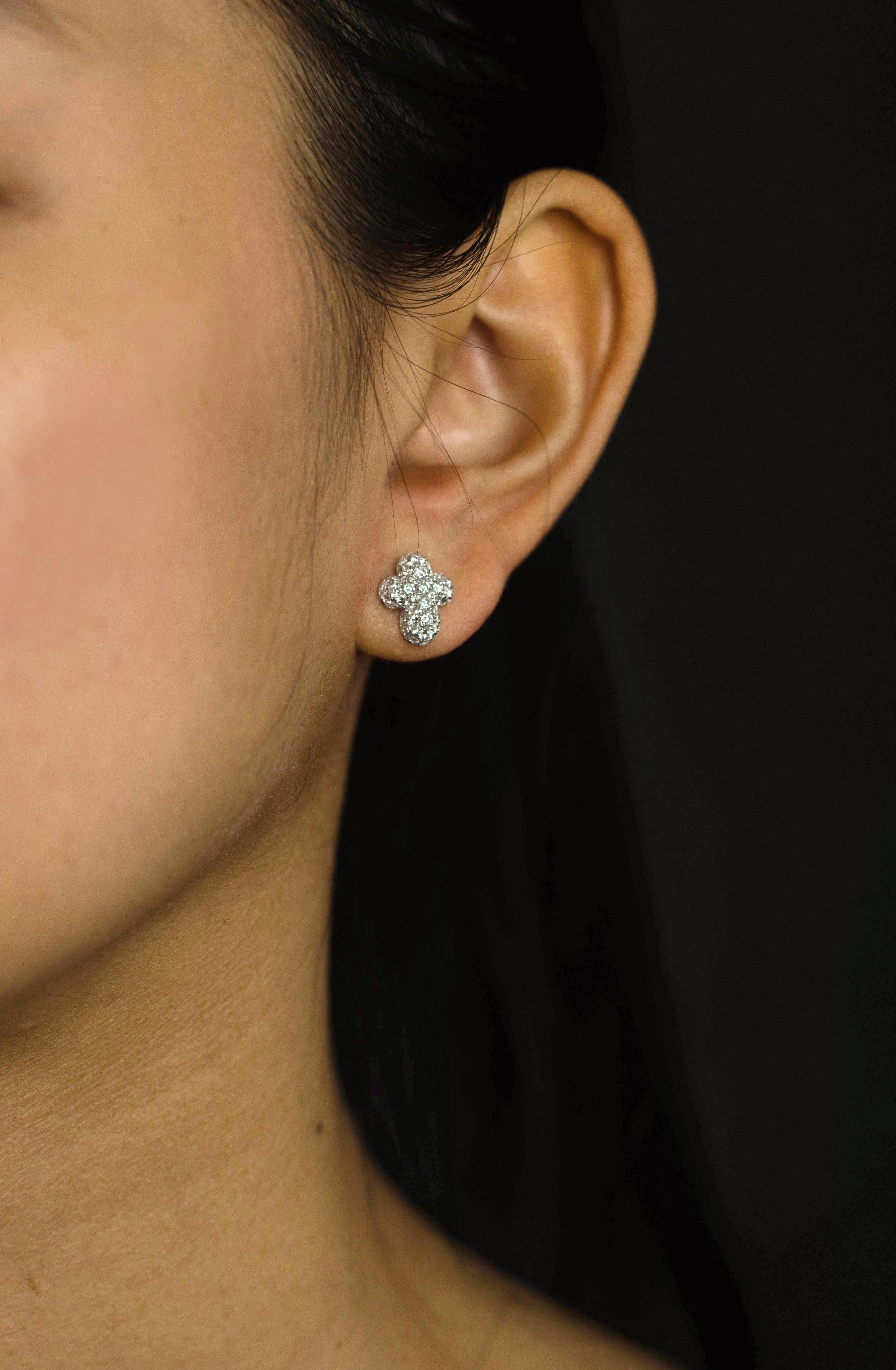 Contemporary Roman Malakov 1.30 Carats Total Brilliant Round Diamond Cross Pave Stud Earrings For Sale