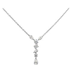 Roman Malakov, collier pendentif en diamants de forme fantaisie de 1,35 carat au total