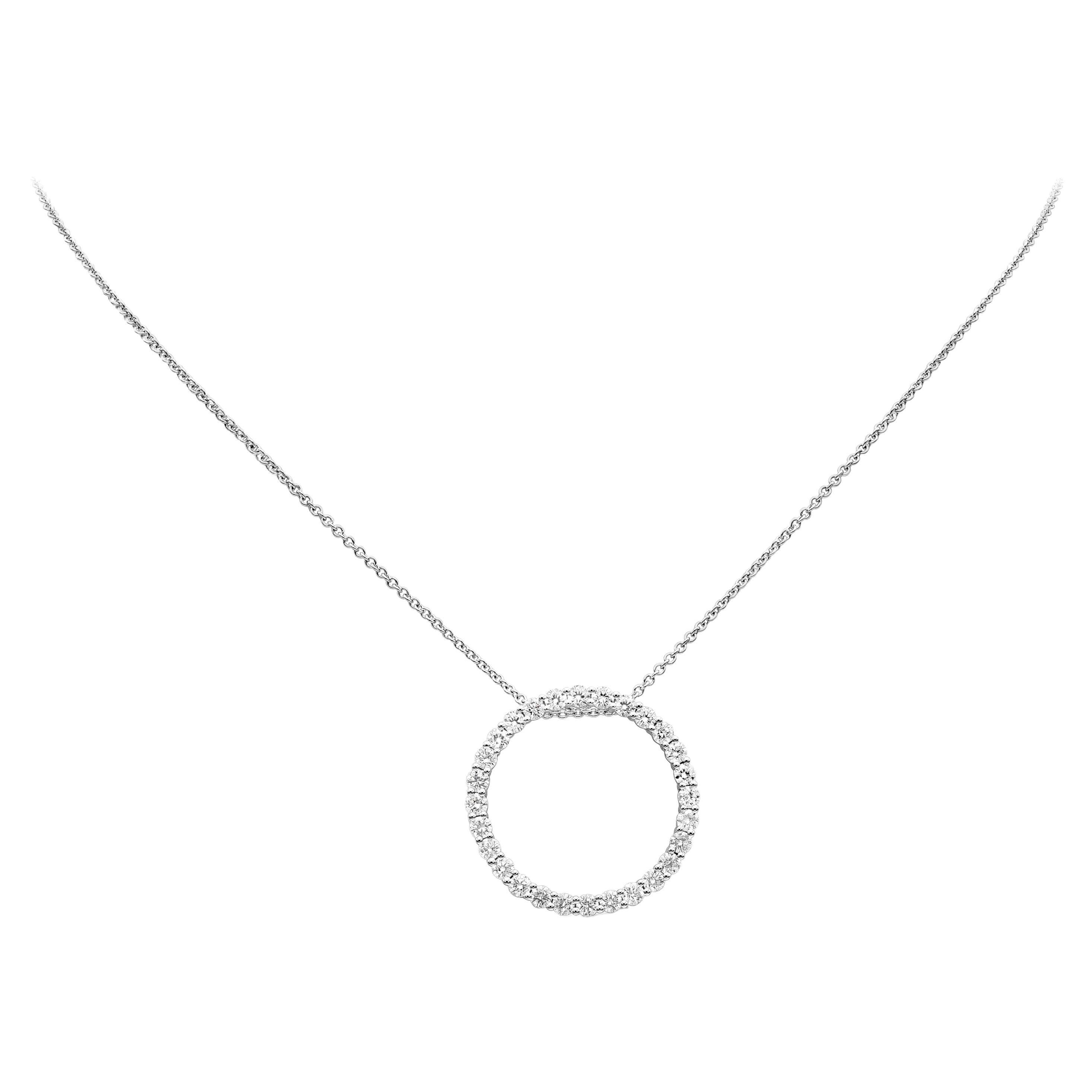 Roman Malakov 1.40 Carats Total Round Brilliant Diamond Circle Pendant Necklace For Sale
