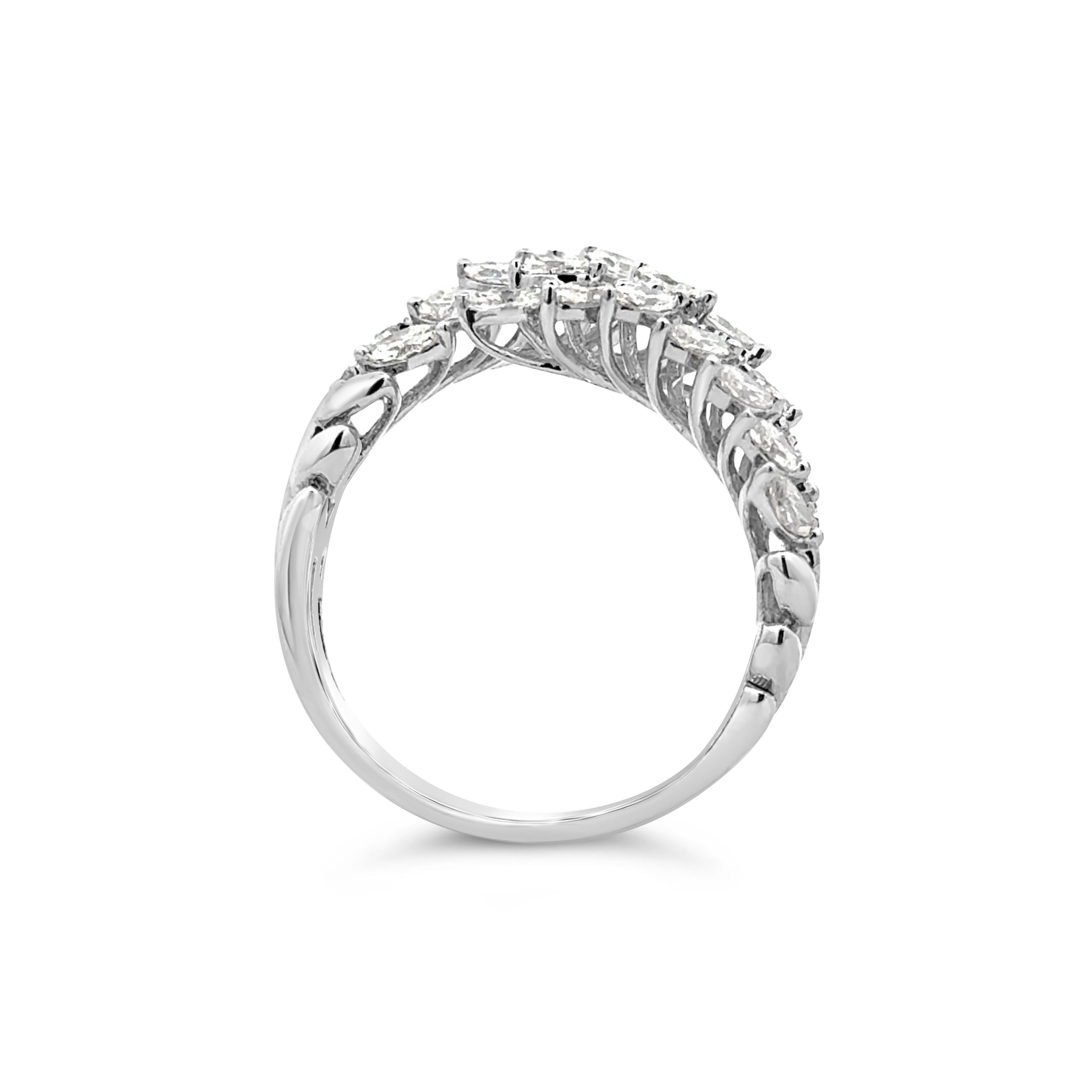 Roman Malakov 1.42 Carats Total Mixed-Cut Diamond Fashion Ring In New Condition In New York, NY