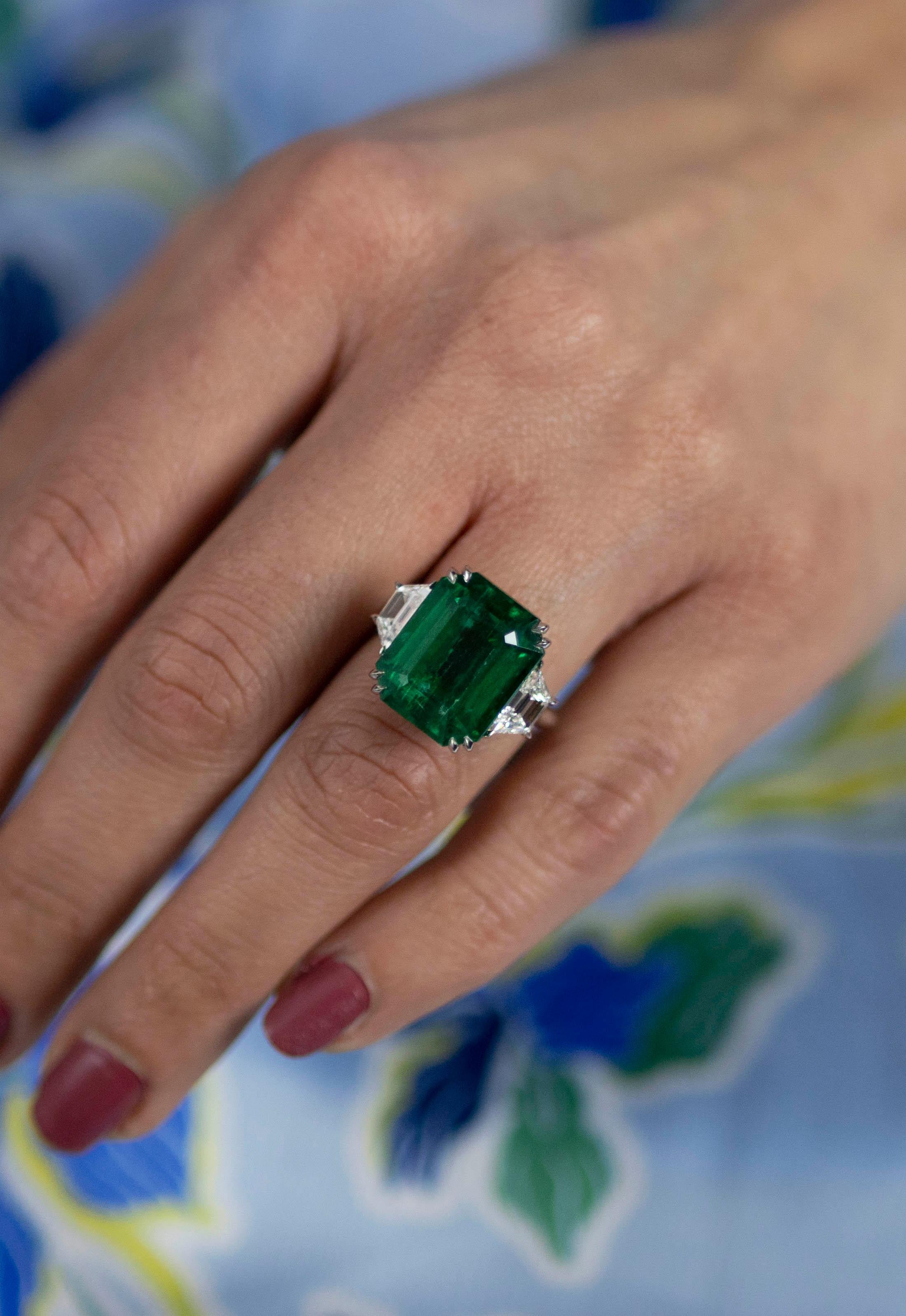 Modern Roman Malakov 14.30 Carat Zambia Green Emerald Three-Stone Engagement Ring
