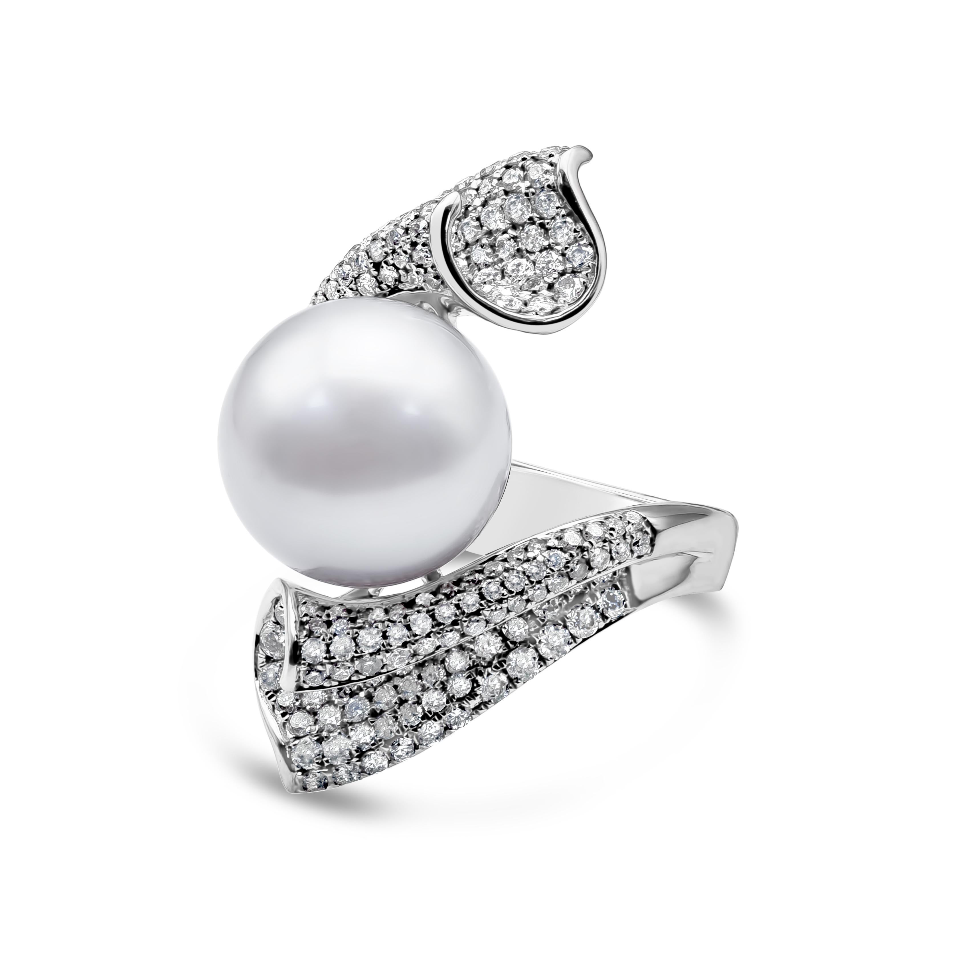 Contemporary Roman Malakov 1.44 Carat Diamond And South Sea Pearl Cocktail Fashion Ring For Sale