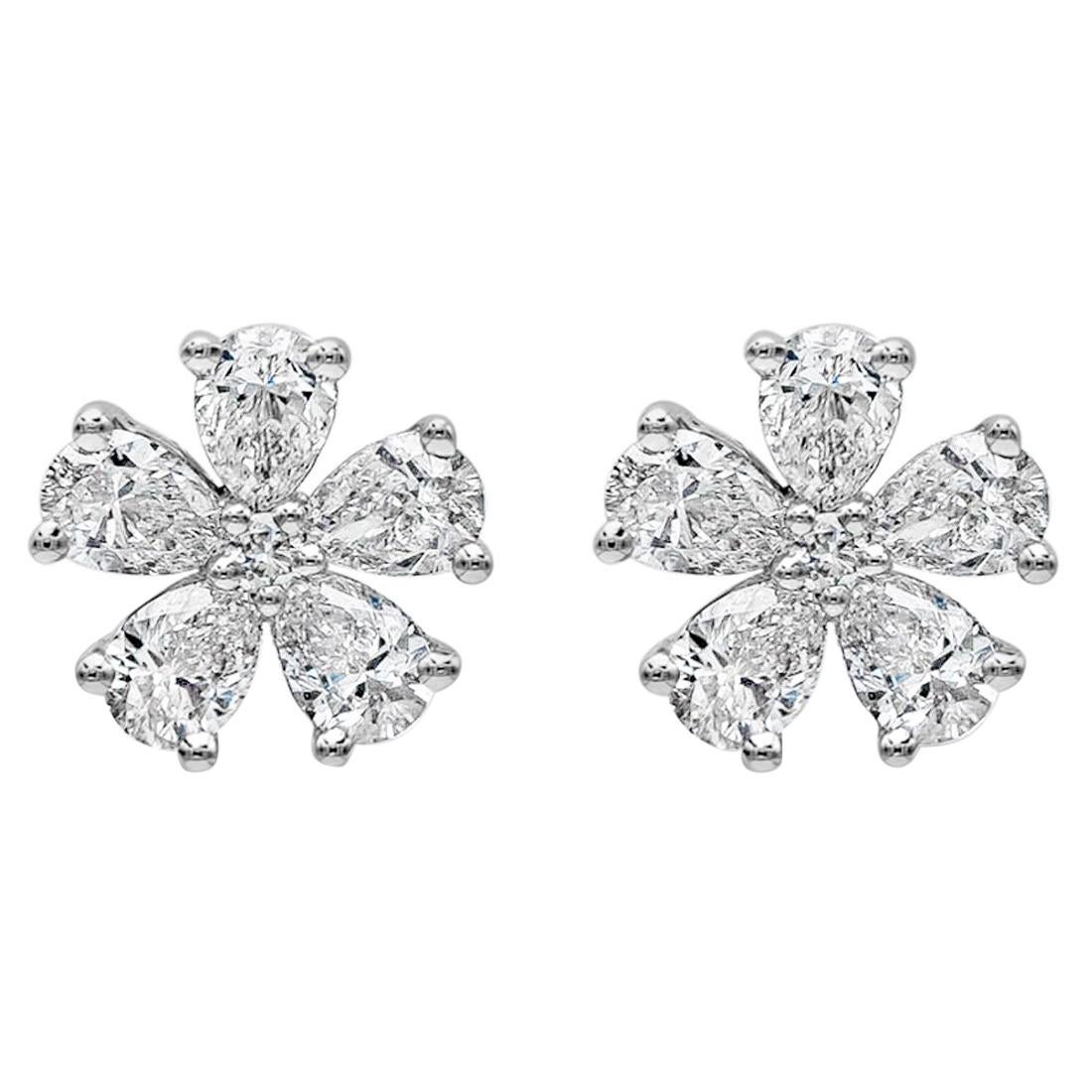 Roman Malakov 1.49 Carats Total Pear Shape Diamond Flower Cluster Stud Earrings For Sale