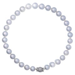 Roman Malakov  Collana di perle dei mari del sud e diamanti da 1,54 carati in oro bianco