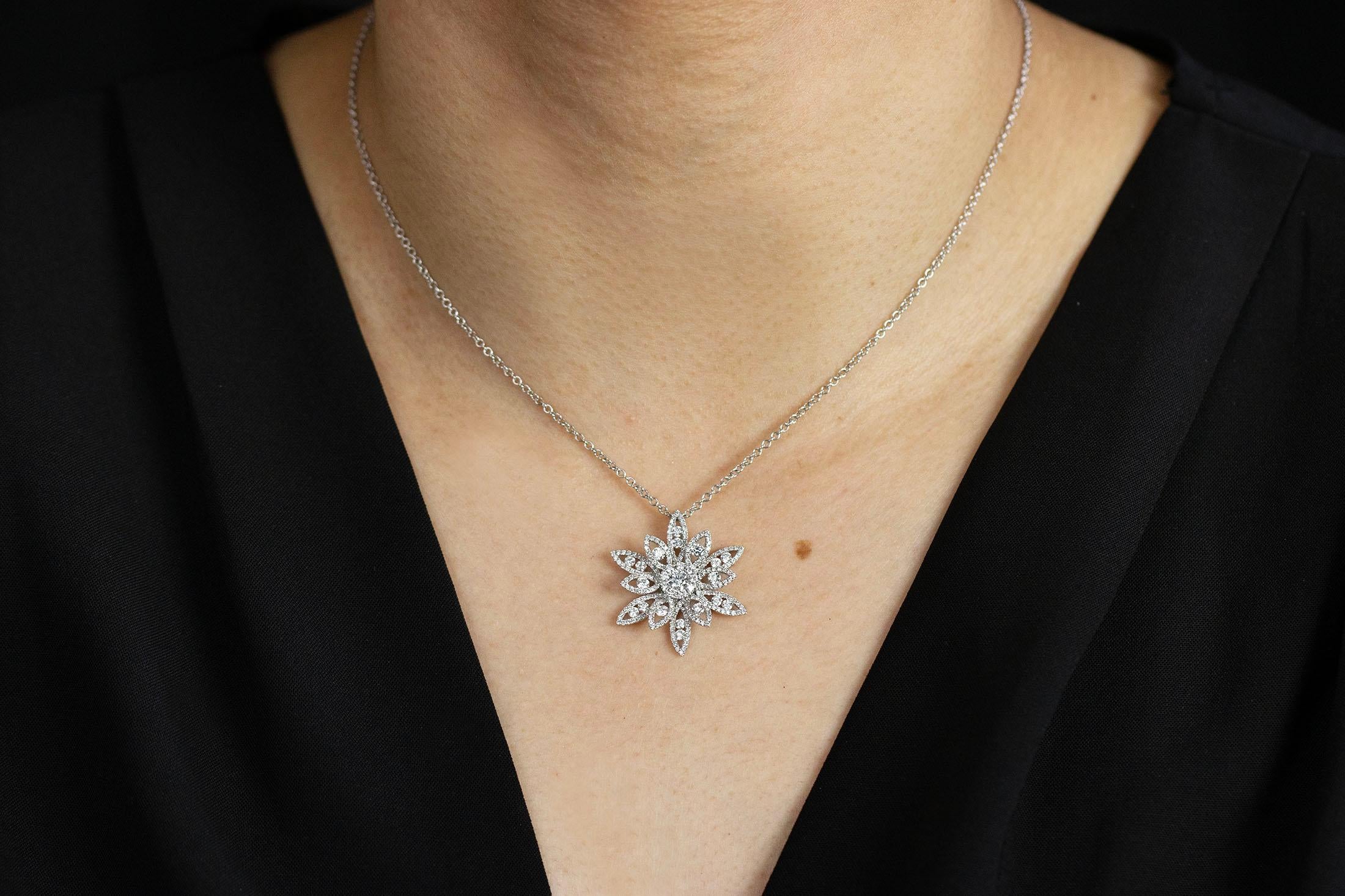 Contemporain Roman Malakov, collier à pendentif fleur en grappe de diamants ronds de 1,58 carat au total en vente