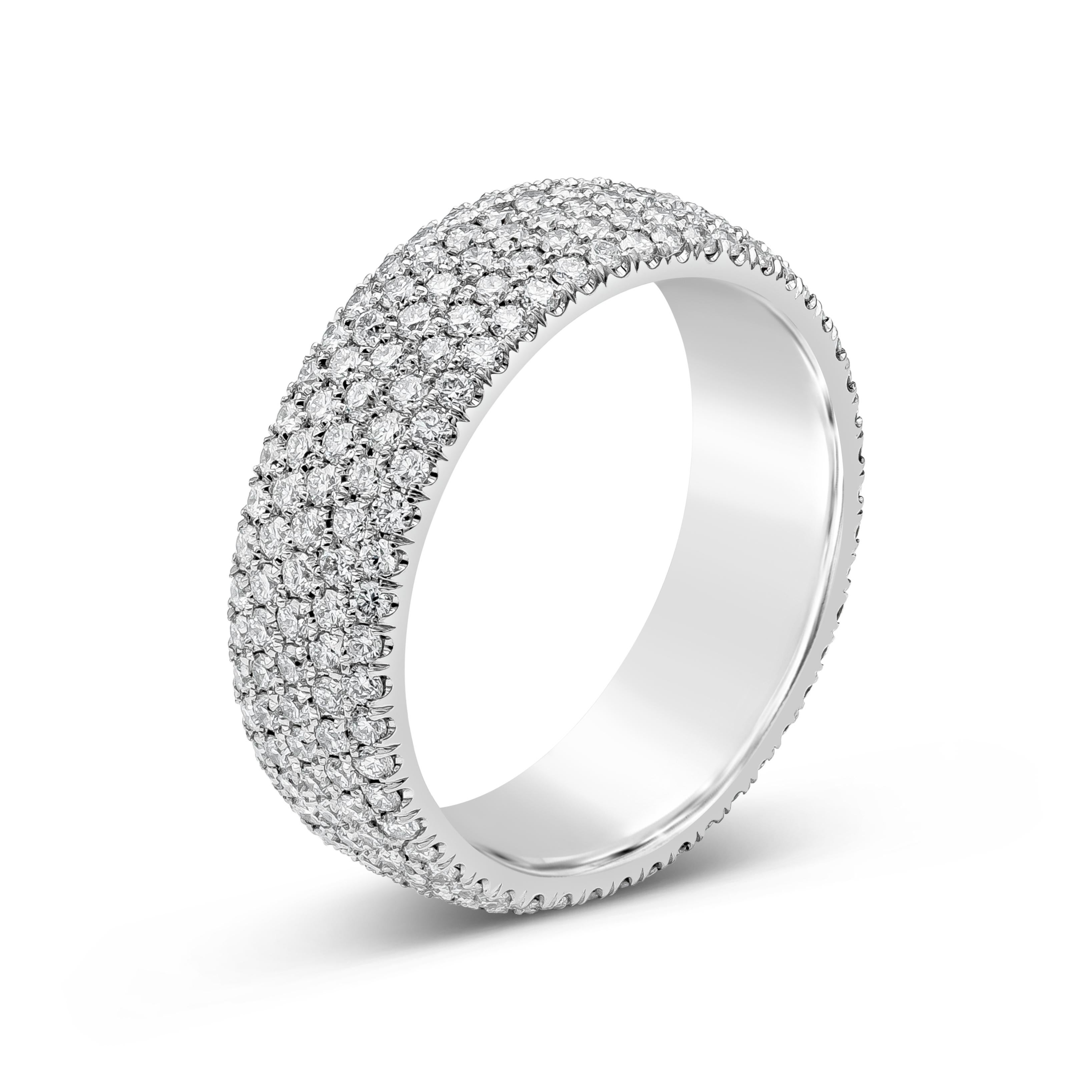 Contemporary Roman Malakov 1.60 Carat Total Five-Row Round Diamond Wedding Band Ring For Sale