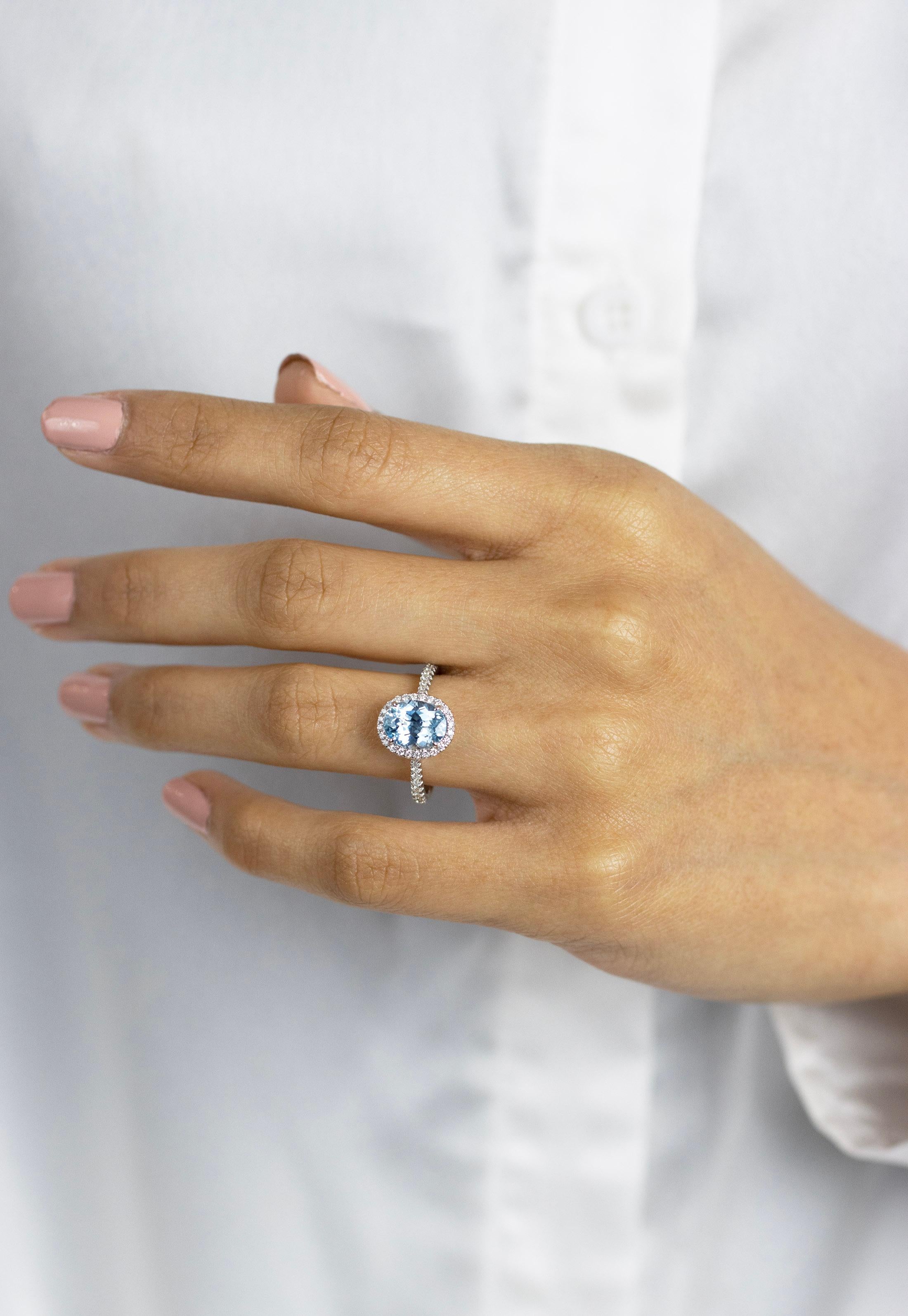 Women's Roman Malakov 1.69 Carat Oval Cut Blue Aquamarine & Diamond Halo Engagement Ring For Sale