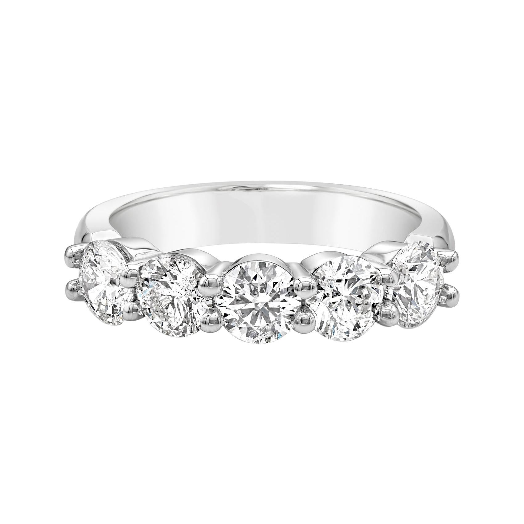 Roman Malakov 1.72 Carats Total Round Diamond Five-Stone Wedding Band Ring For Sale