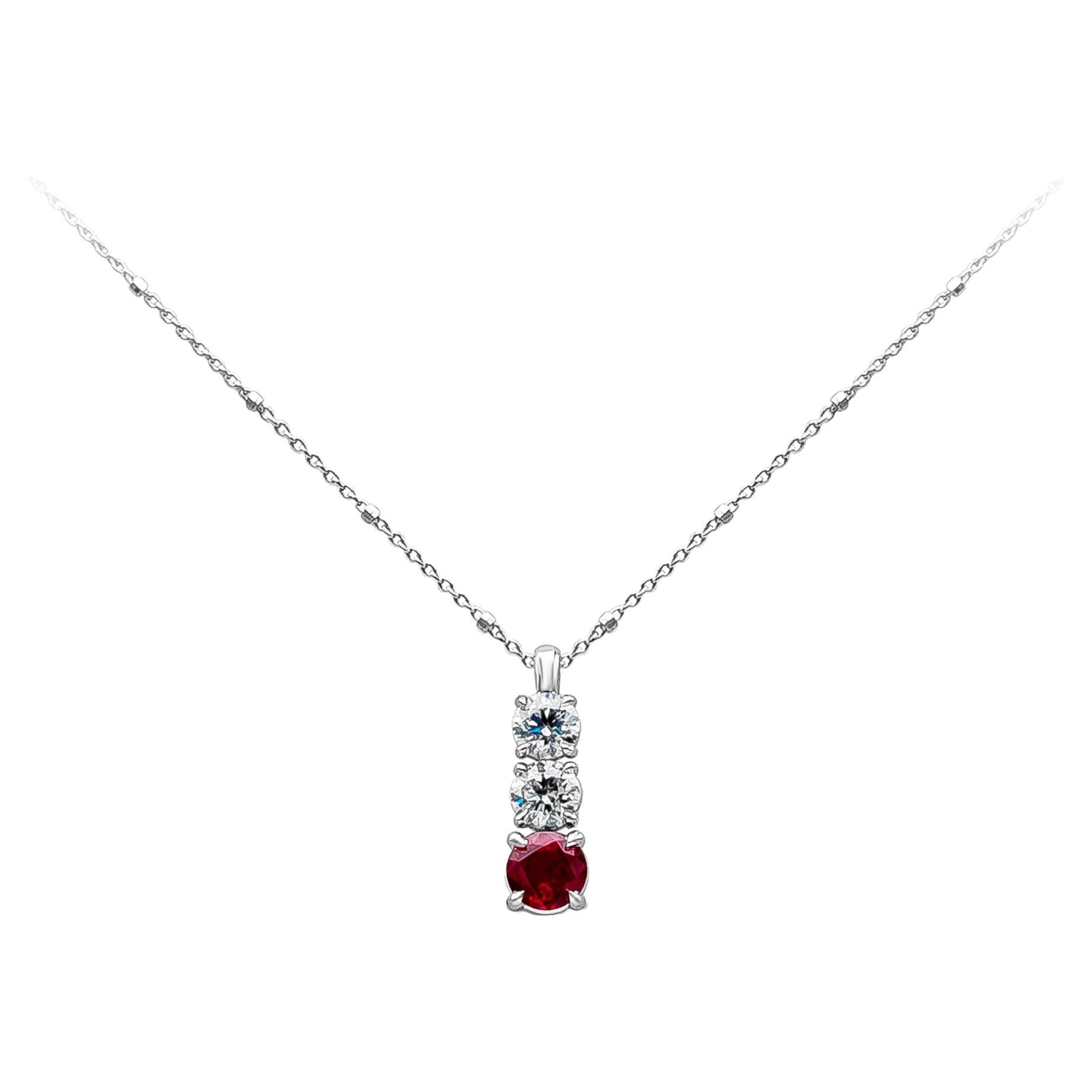 Roman Malakov 1.76 Carats Total Round Cut Three-Stone Pendant Necklace For Sale