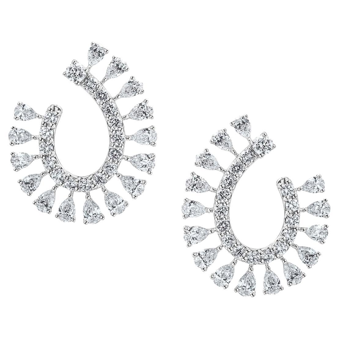 Roman Malakov Pendientes de oro blanco con diamantes redondos y en forma de pera de 1,77 quilates