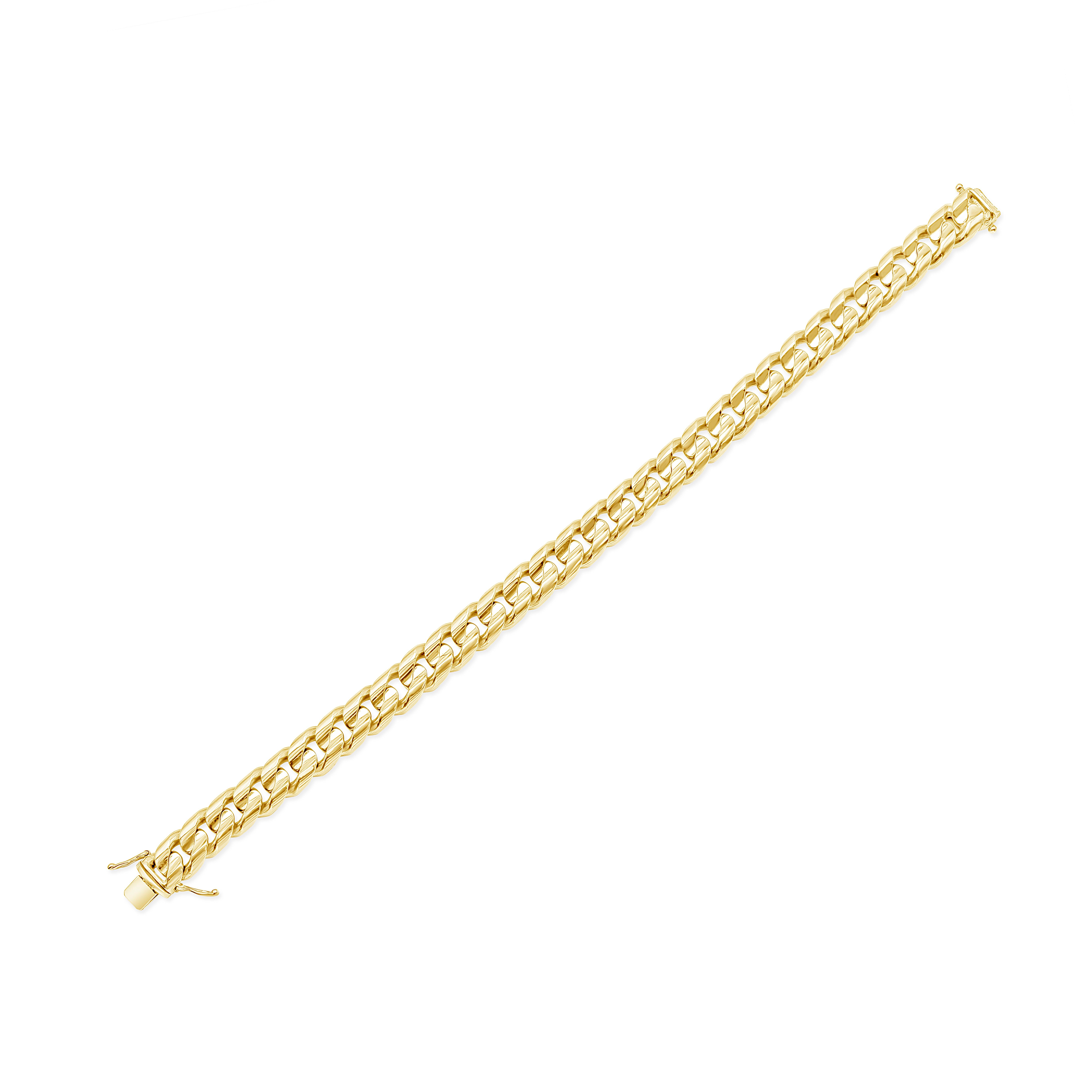 A classic cuban link chain Made with 18K Yellow Gold. 64 grams in weight and 8.40 inches in length. Made in Italy. 

9.20mm wide
3.60mm high

Style available in different price ranges. Prices are based on your selection. Please contact us for more