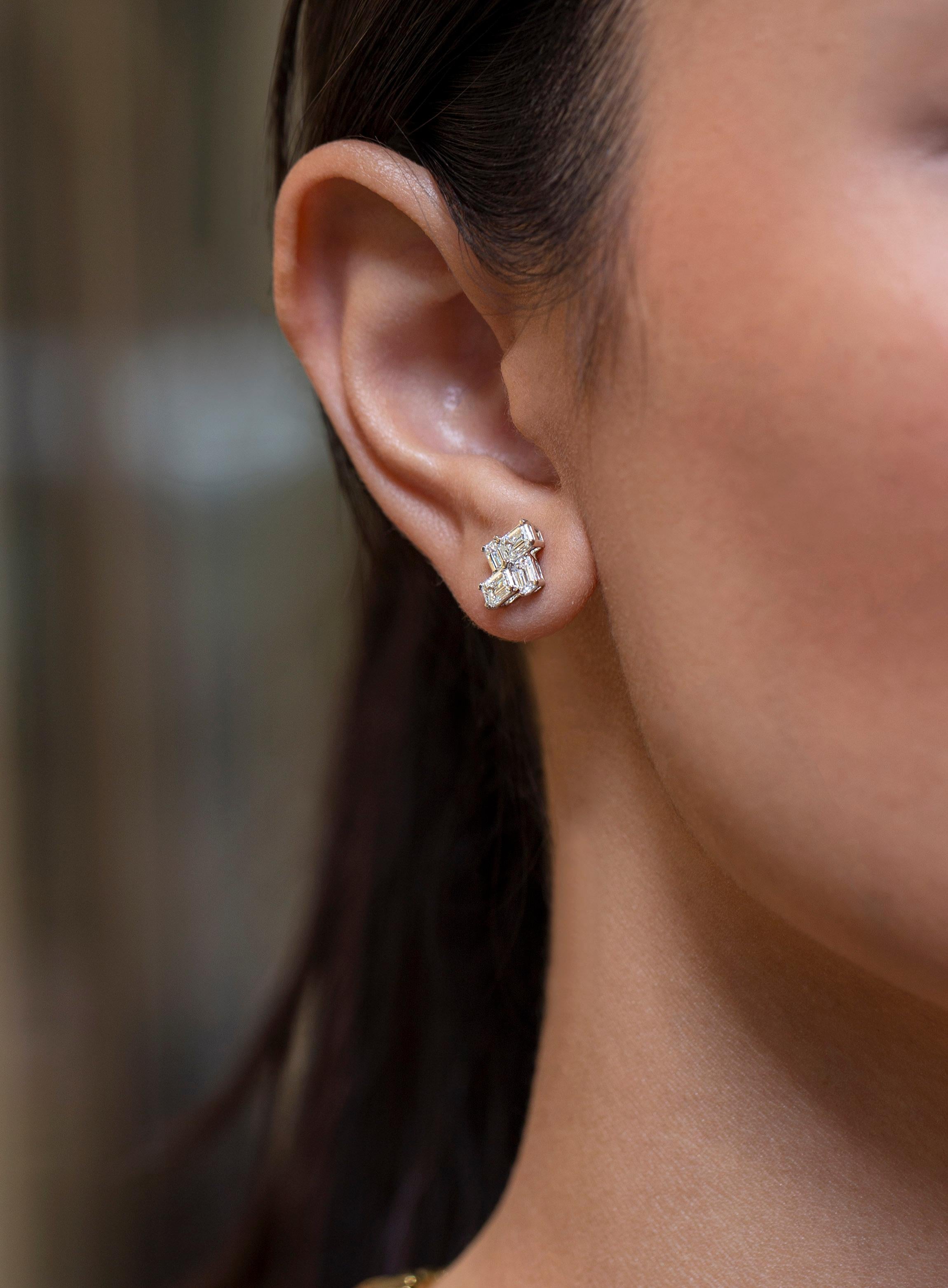 Roman Malakov, 1.80 Carat Total Four Stone Emerald Cut Diamond Fashion Earrings In New Condition In New York, NY