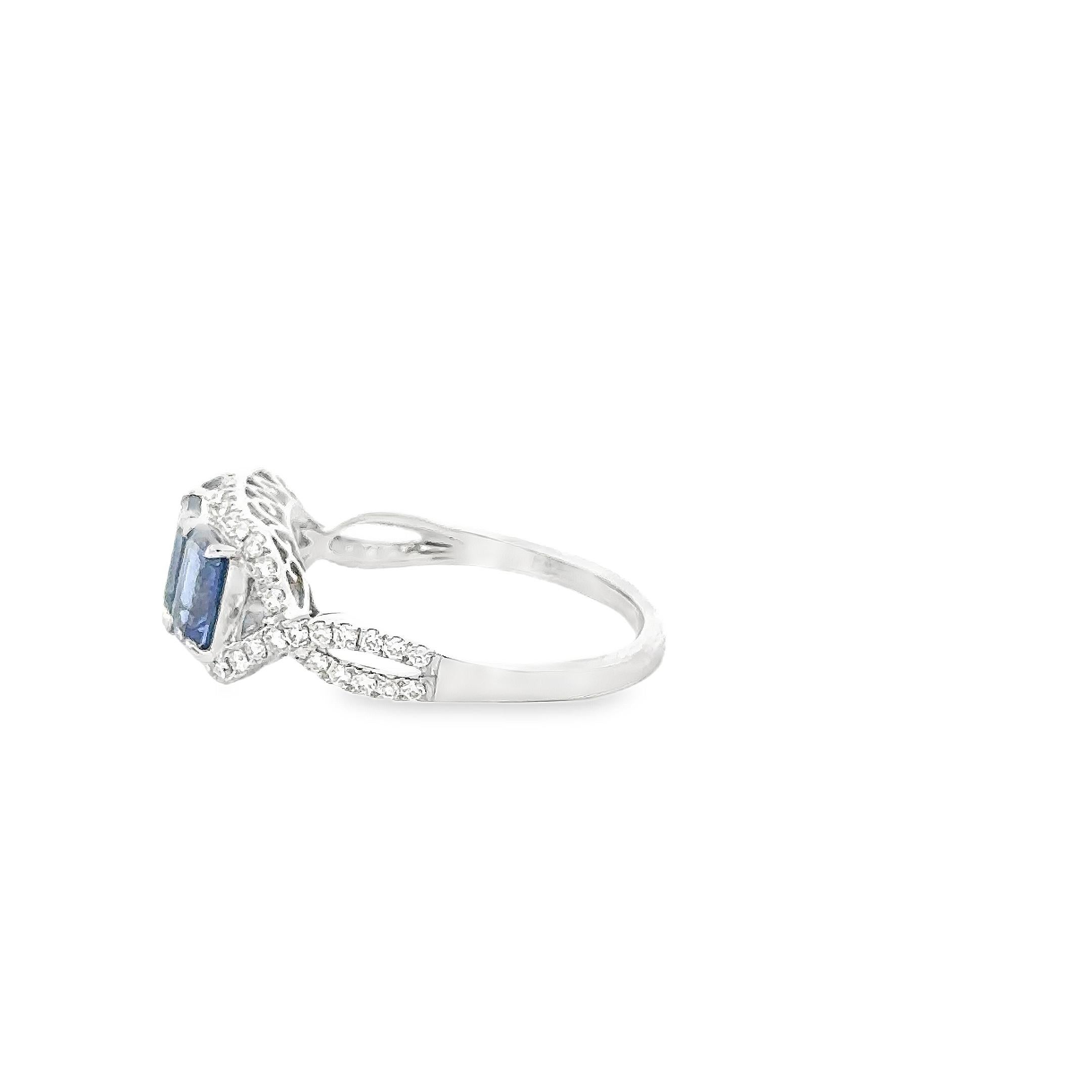 Art Déco Roman Malakov Diamonds Anello in platino con zaffiro e diamante taglio smeraldo da 1,81 carati in vendita
