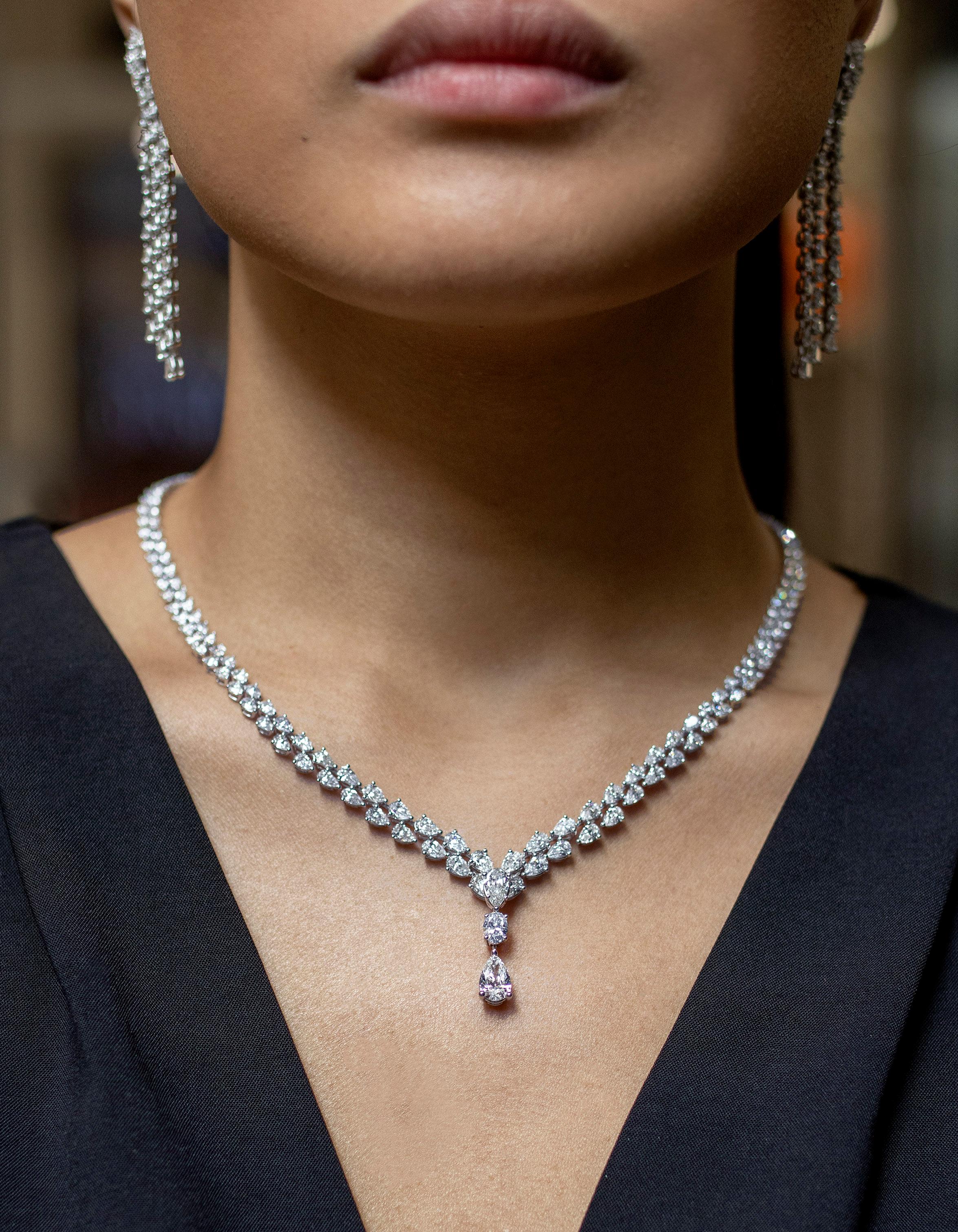 Roman Malakov 18,23 Karat insgesamt zwei Reihen abgestufte birnenförmige Diamant-Halskette (Zeitgenössisch)