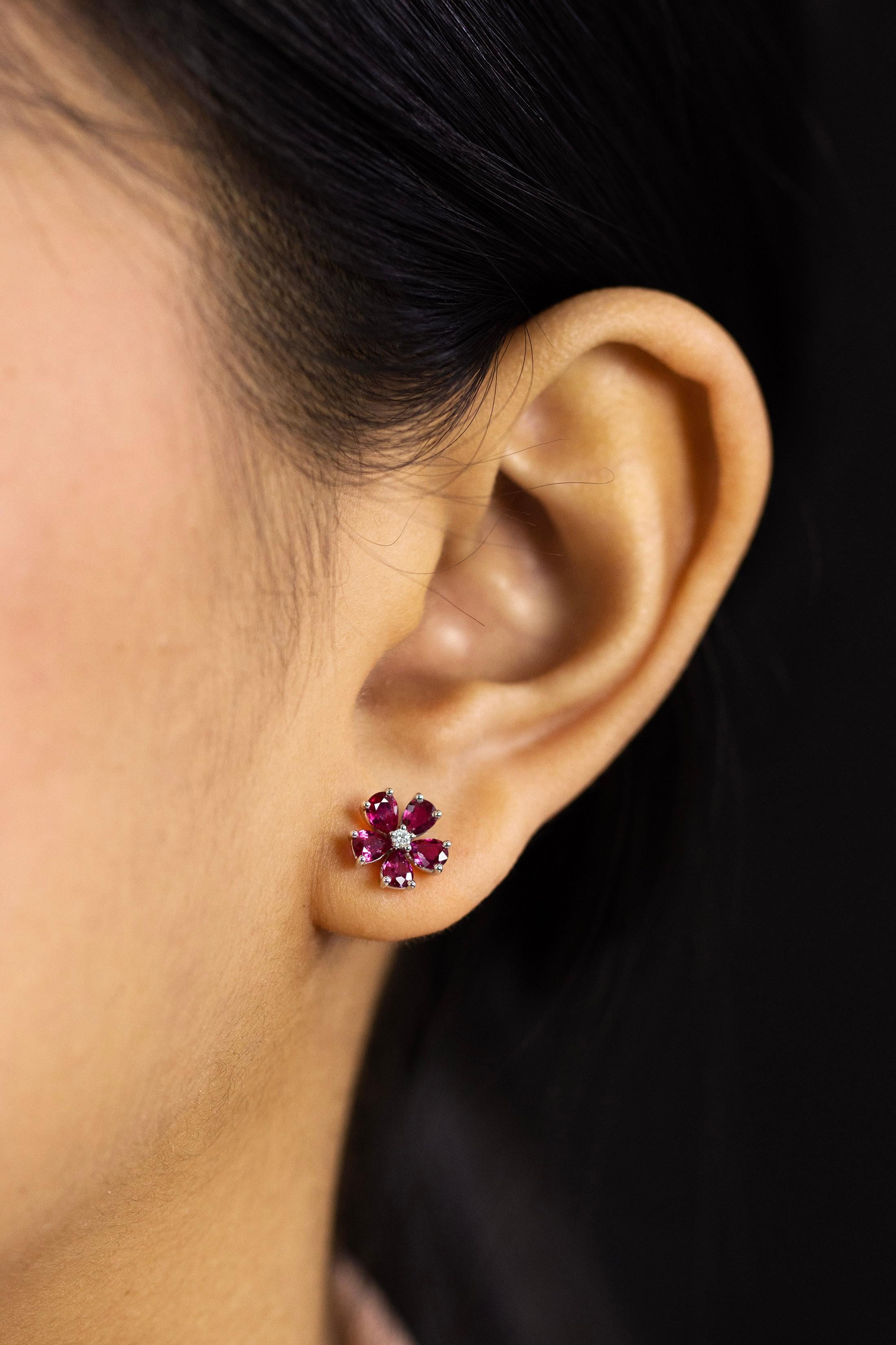 Women's Roman Malakov 1.86 Carats Total Ruby & Diamond Stud Flower Earrings For Sale