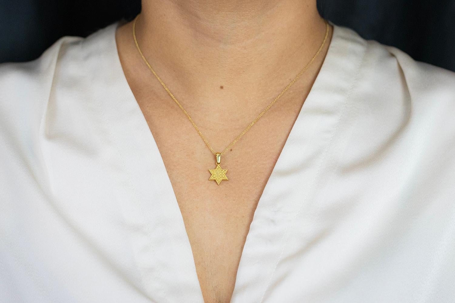 Roman Malakov HAI Star of David Pendant Necklace in Yellow Gold For Sale 1