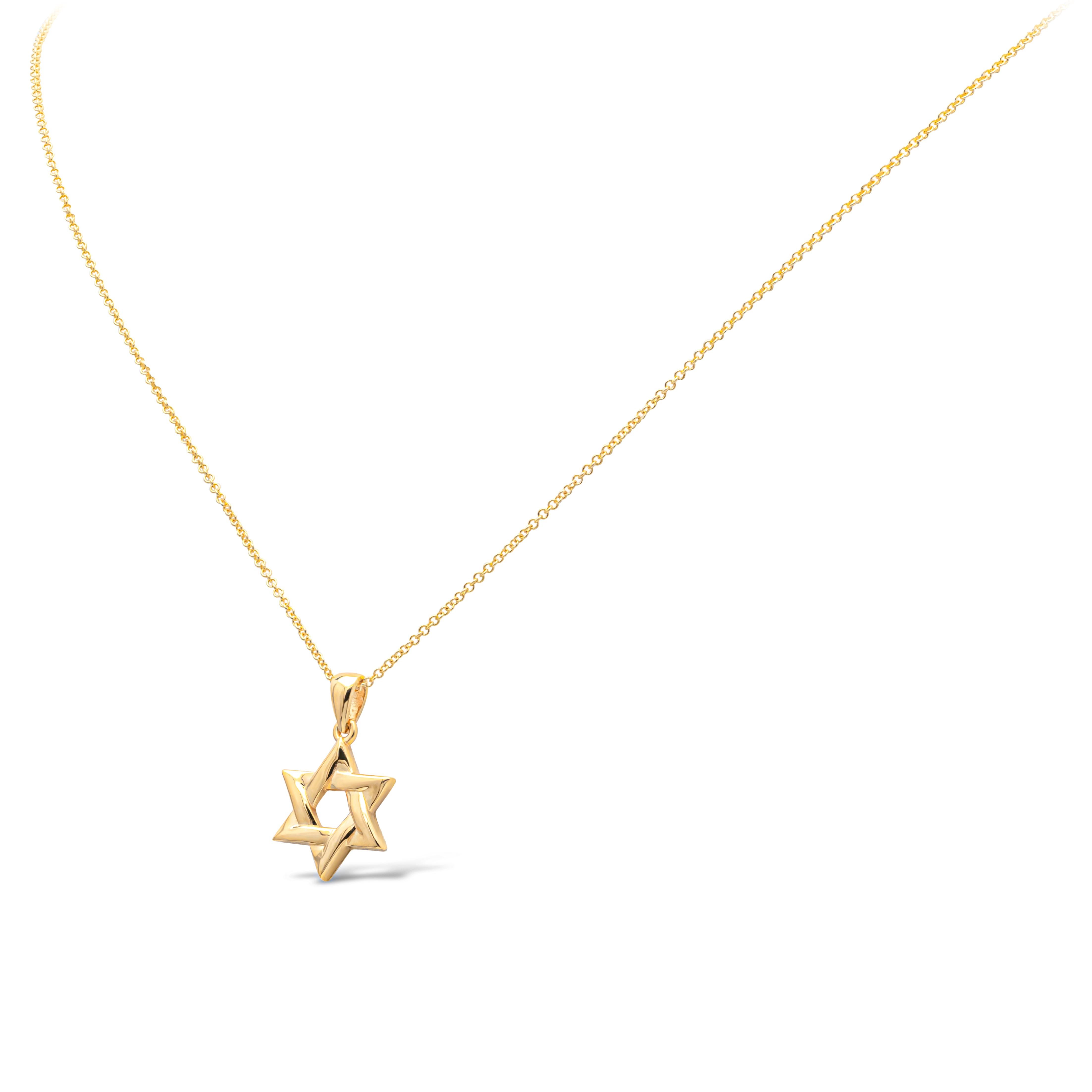 Contemporary Roman Malakov 18K Yellow Gold Star of David Pendant Necklace For Sale