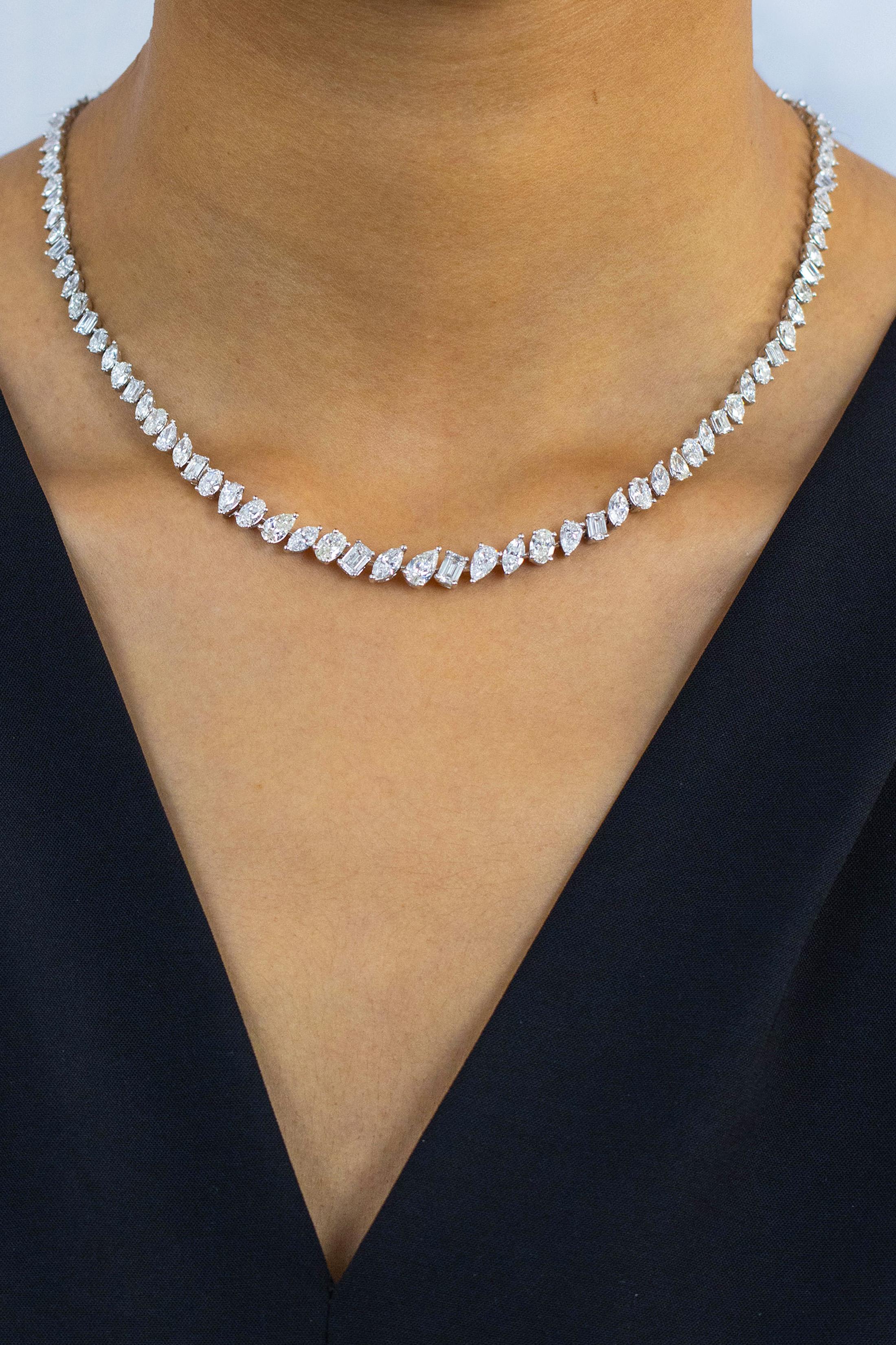 Roman Malakov 19.38 Carats Total Fancy Shape Mixed Cut Diamond Riviere Necklace For Sale 1