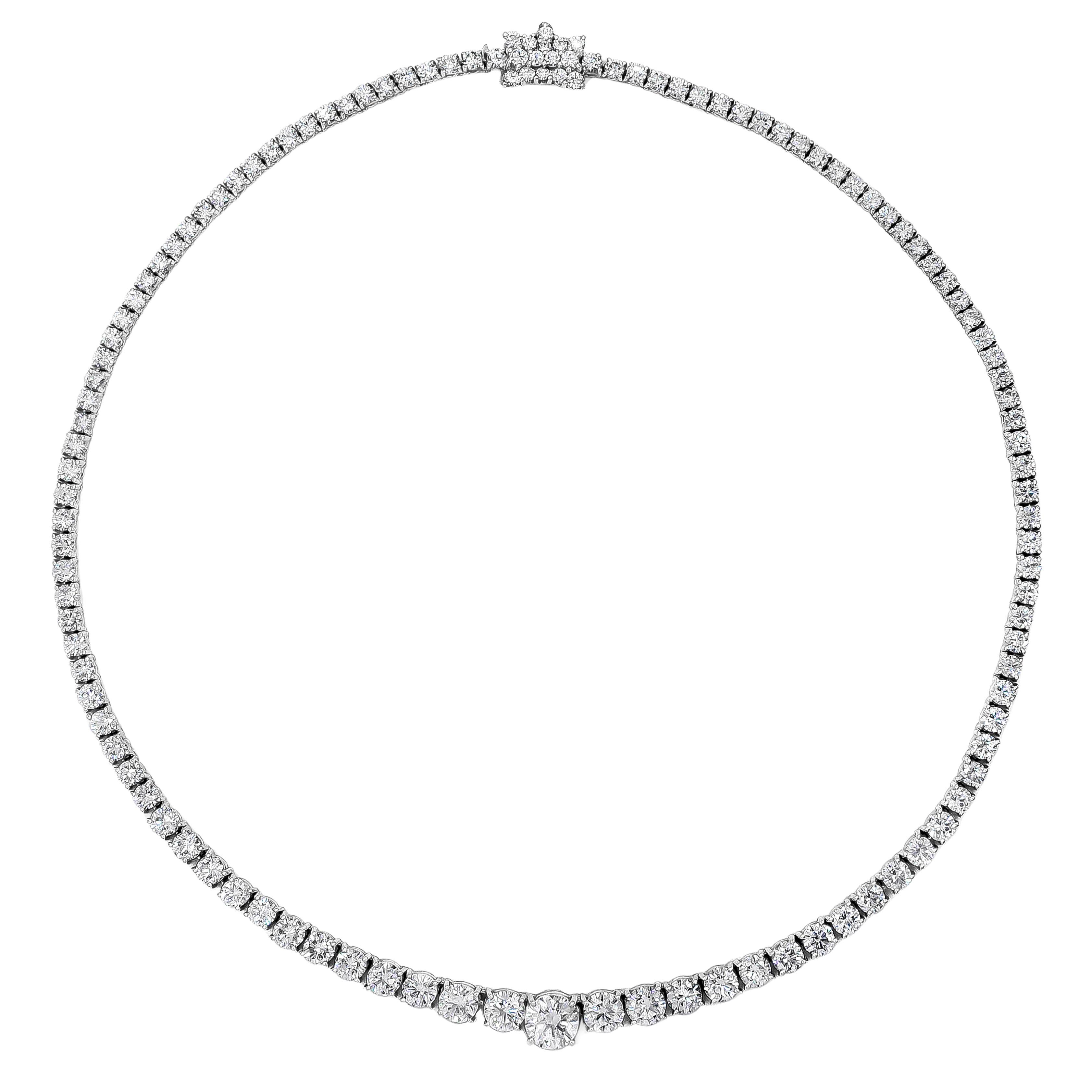 Contemporary Roman Malakov 19.61 Carat Total Graduating Round Diamond Riviere Tennis Necklace For Sale