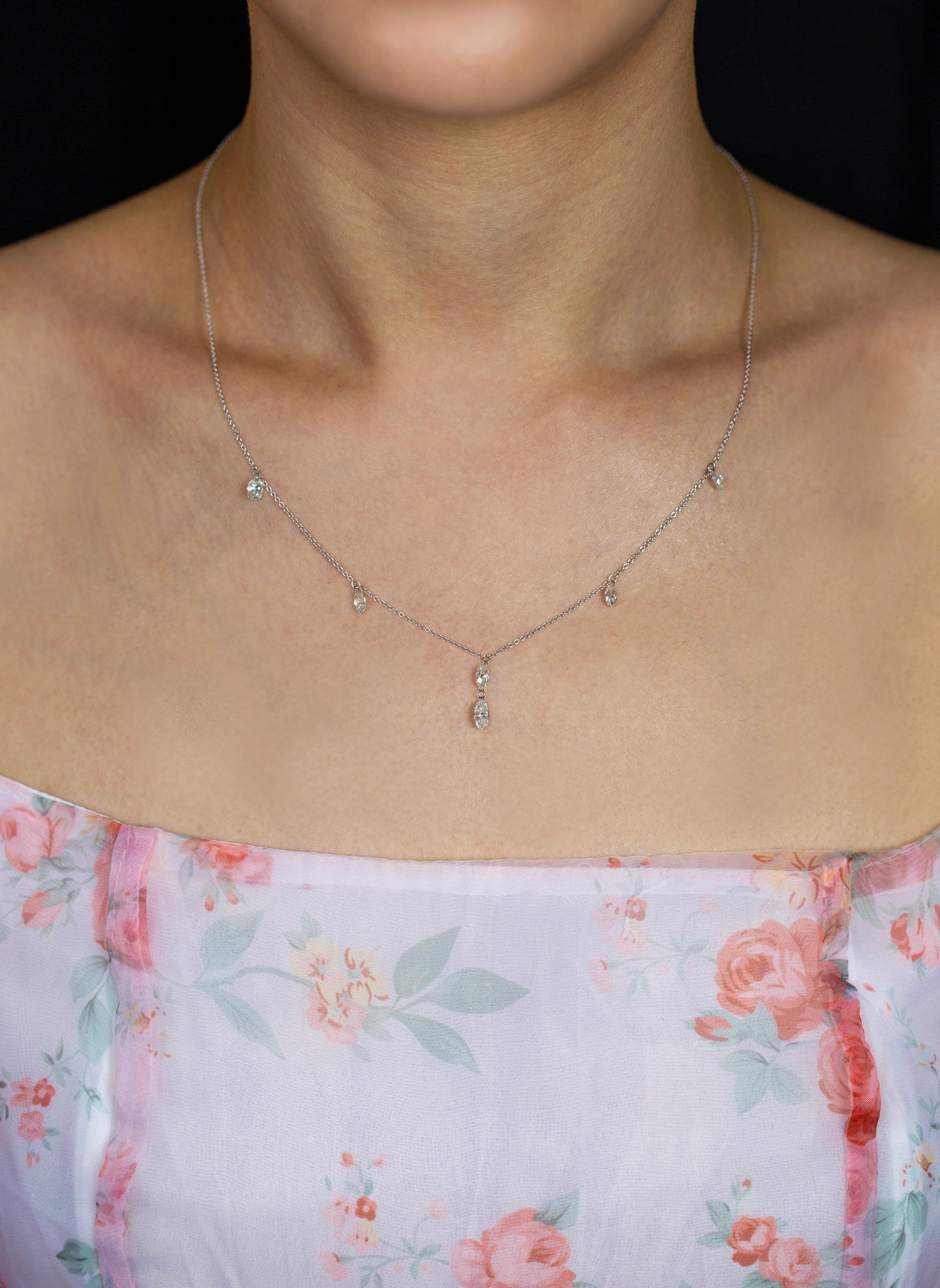 Taille ovale Roman Malakov, collier pendentif à la mode en diamants taille ovale de 2,01 carats au total  en vente