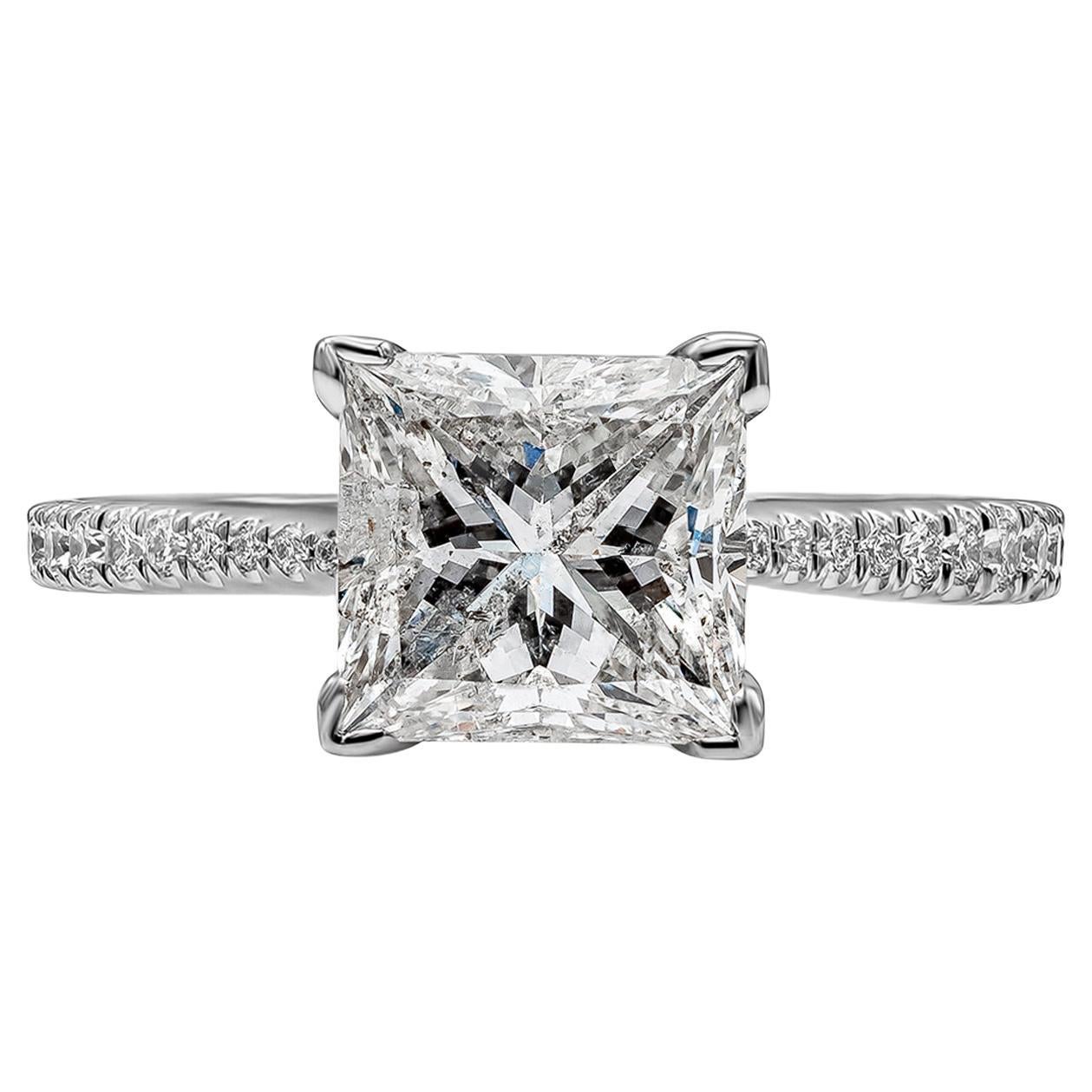 EGL Certified 2.03 Carats Princess Cut Diamond Engagement Ring with Side Stones For Sale