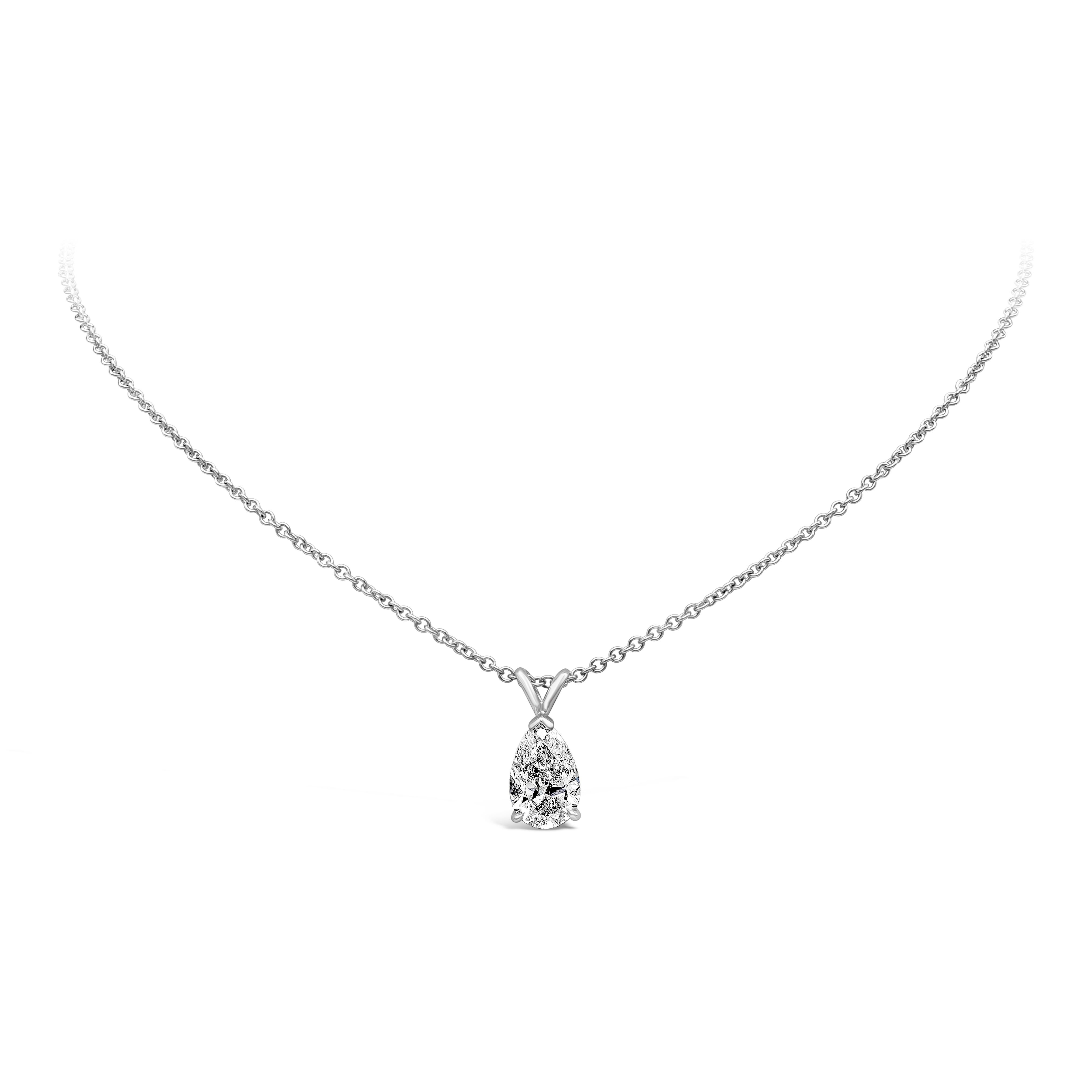 2 carat pear shaped diamond necklace