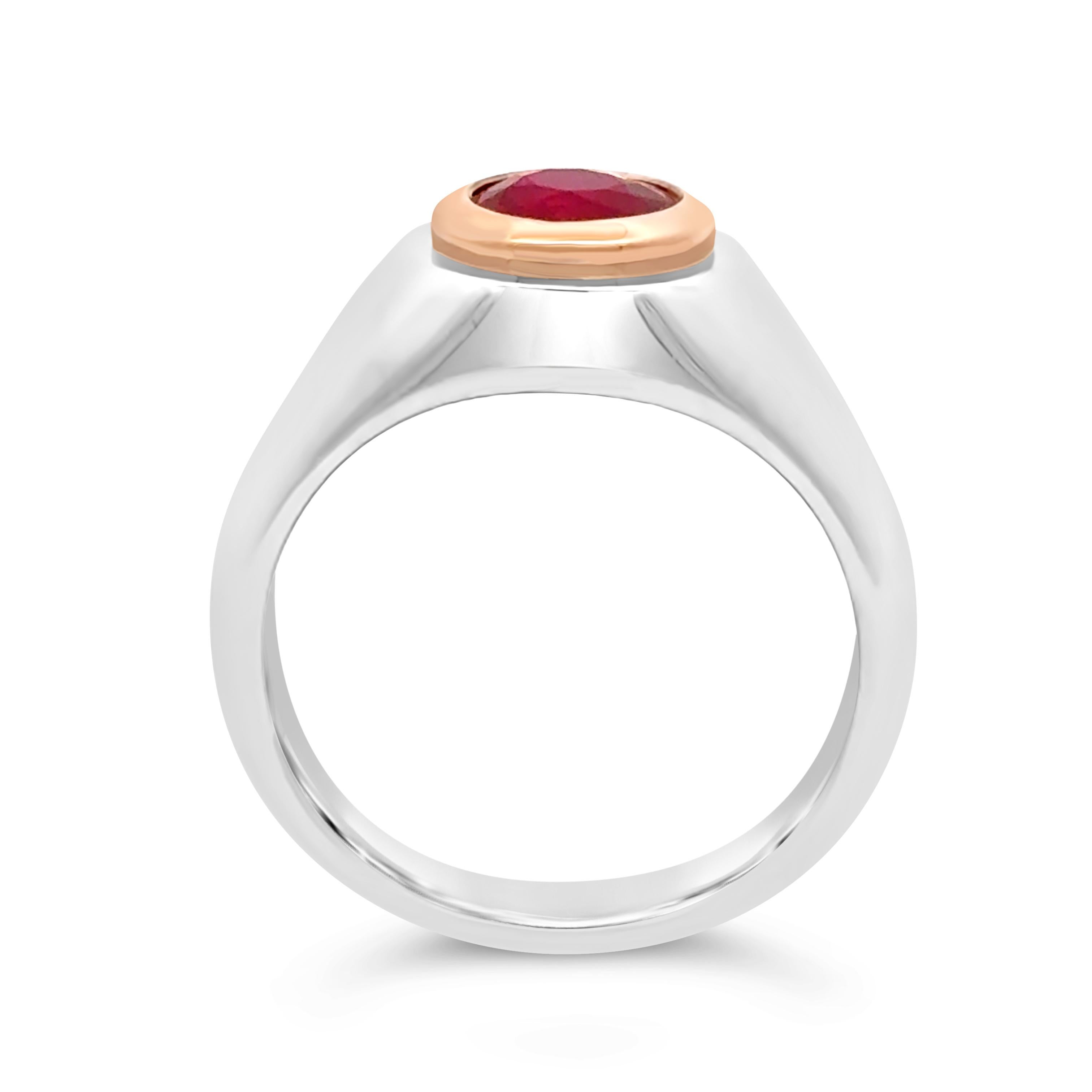 Roman Malakov 2.06 Carats Round Cut Burmese Ruby Bezel-Set Unisex Fashion Ring In New Condition For Sale In New York, NY
