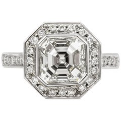 Roman Malakov, bague de fiançailles halo de diamants taille Asscher 2,07 carats