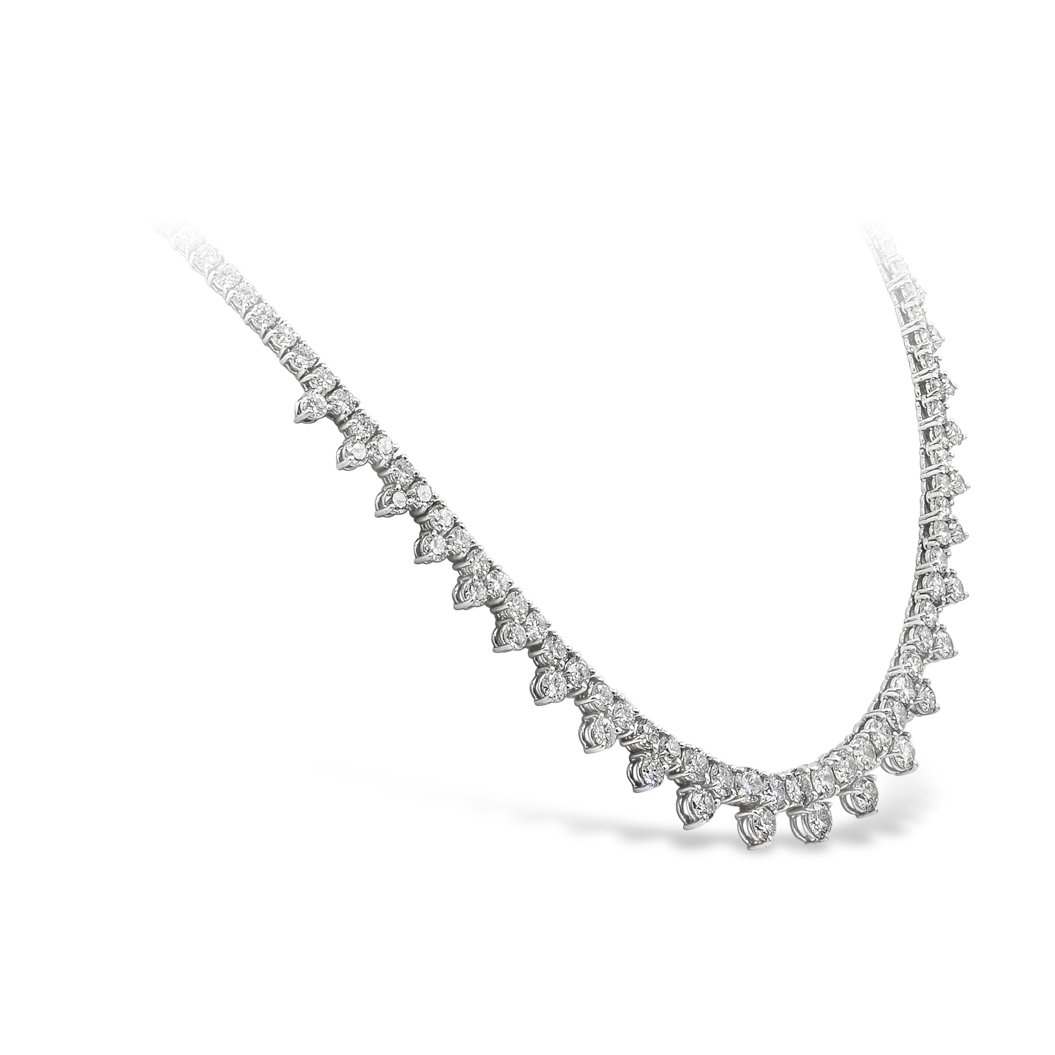Contemporain Roman Malakov, collier tennis en diamants taille ronde brillants de 20.74 carats au total en vente