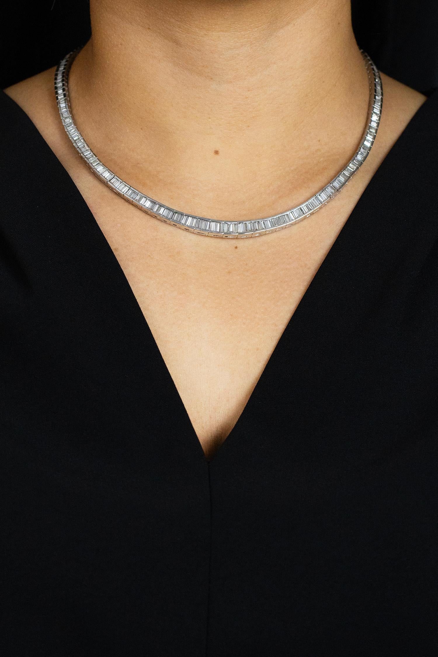 Roman Malakov 21.15 Carat Total Baguette Cut Diamond Channel Set Tennis Necklace In New Condition For Sale In New York, NY