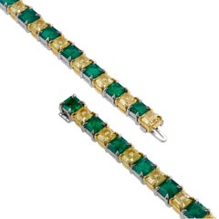 Roman Malakov 22.52 Carats Total Emerald & Diamond Tennis Bracelet
