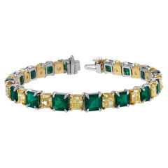 Roman Malakov 22.52 Carats Total Emerald & Diamond Tennis Bracelet