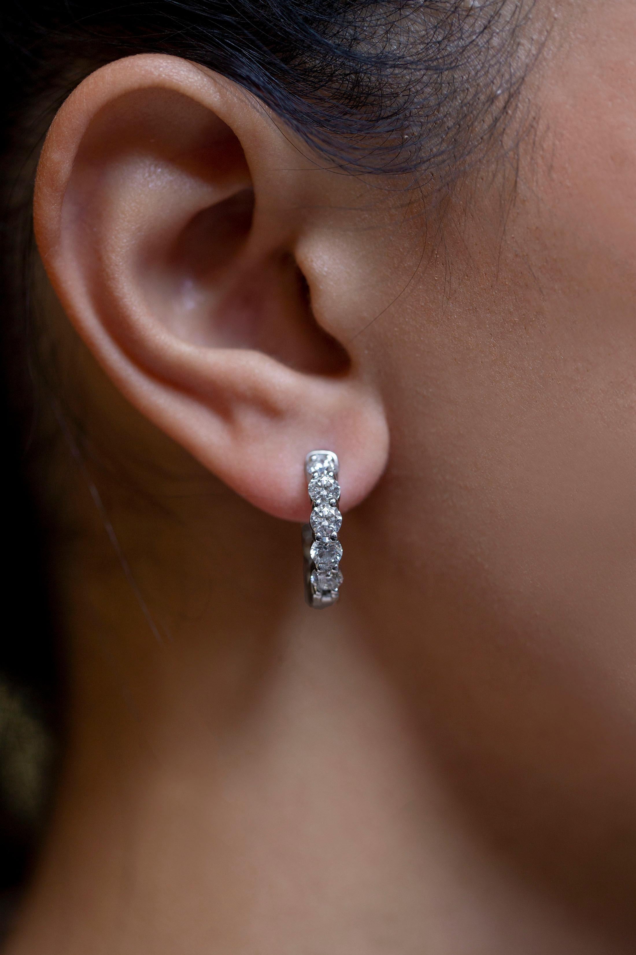 Round Cut Roman Malakov 2.30 Carats Total Brilliant Round Shape Diamond Hoop Earrings For Sale