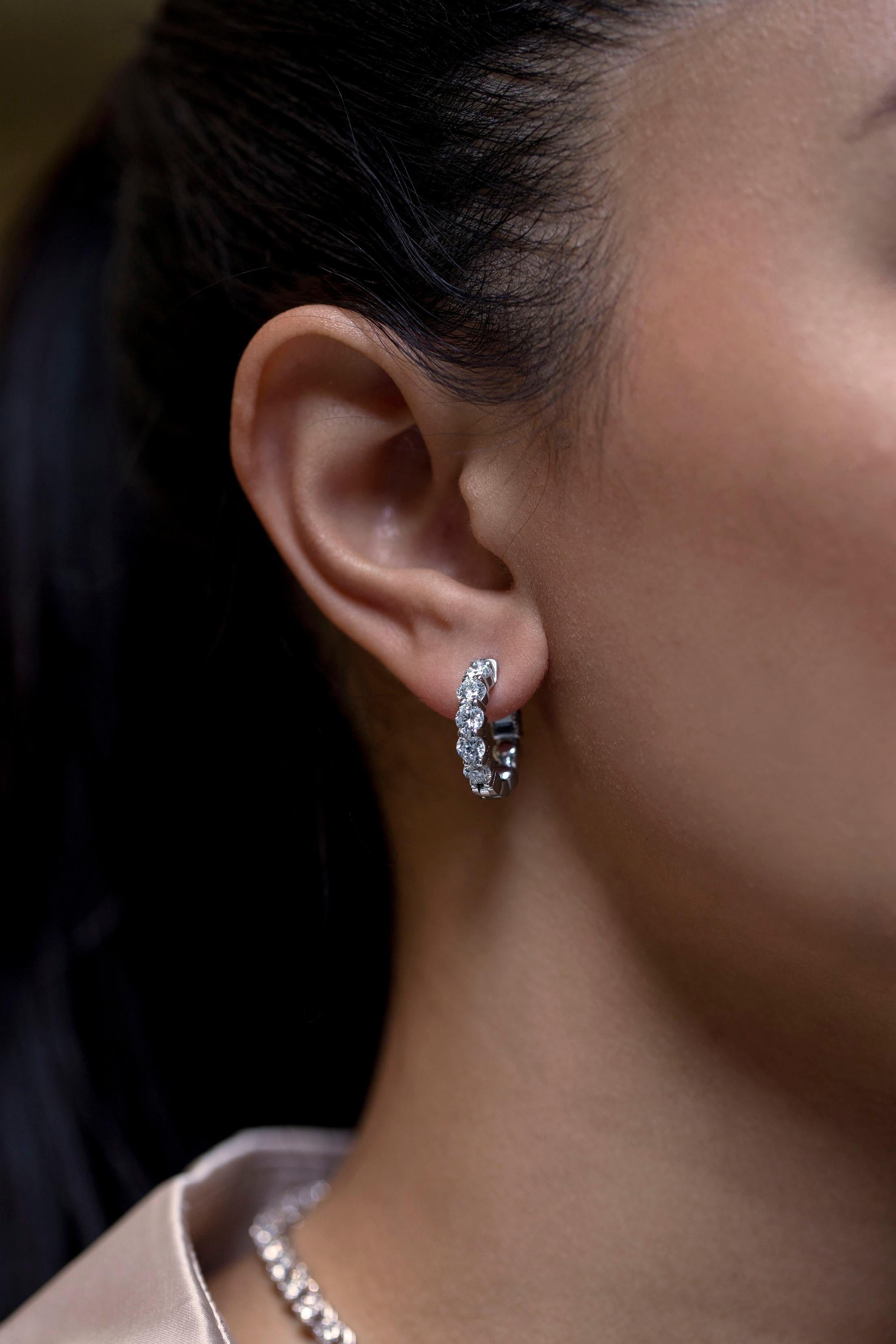 Roman Malakov 2.30 Karat Brillant-Ohrringe in runder Form mit Diamanten im Zustand „Neu“ im Angebot in New York, NY