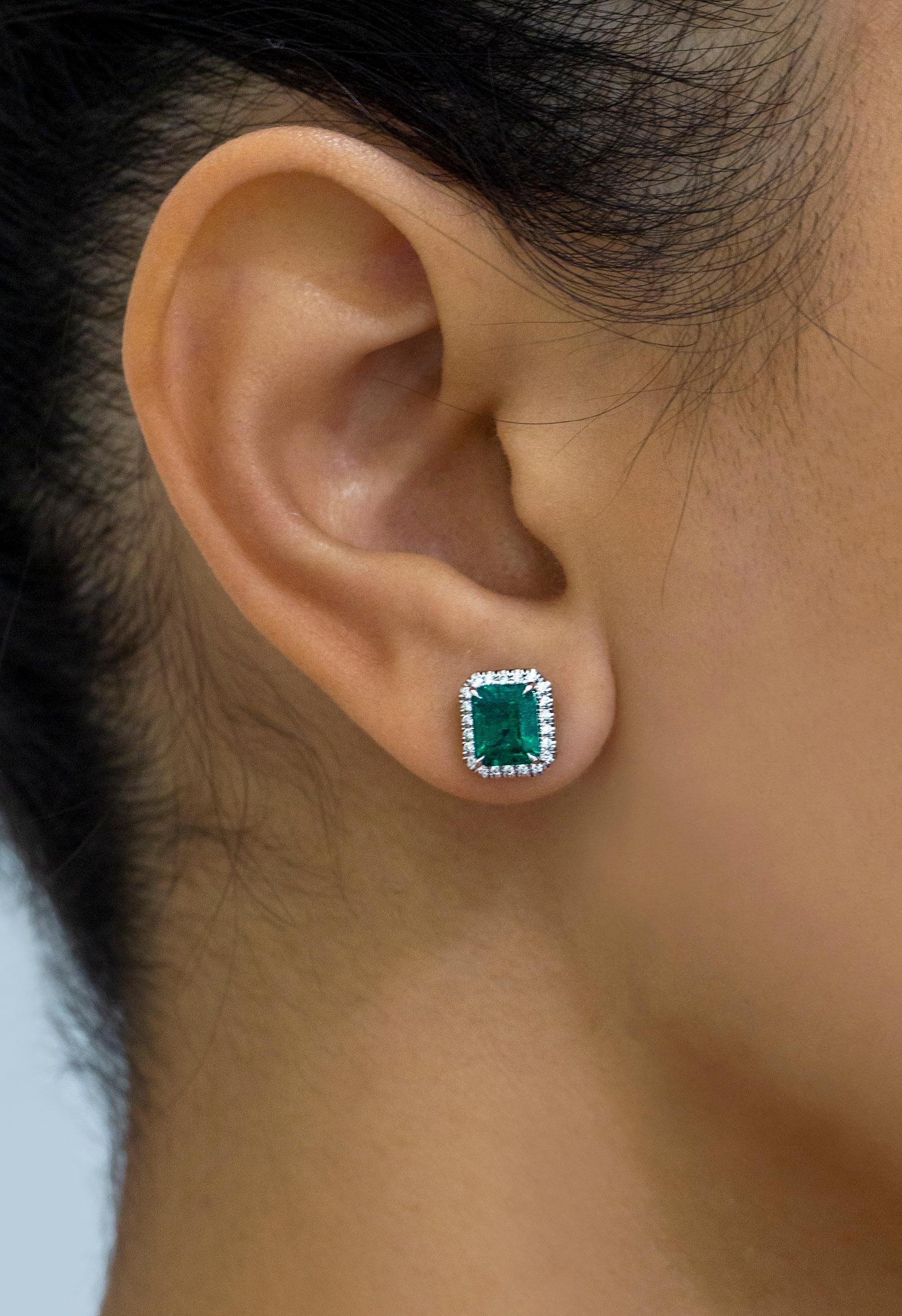 2.41 Carats Emerald Cut Colombian Muzo Emerald with Diamond Halo Stud Earrings For Sale 1