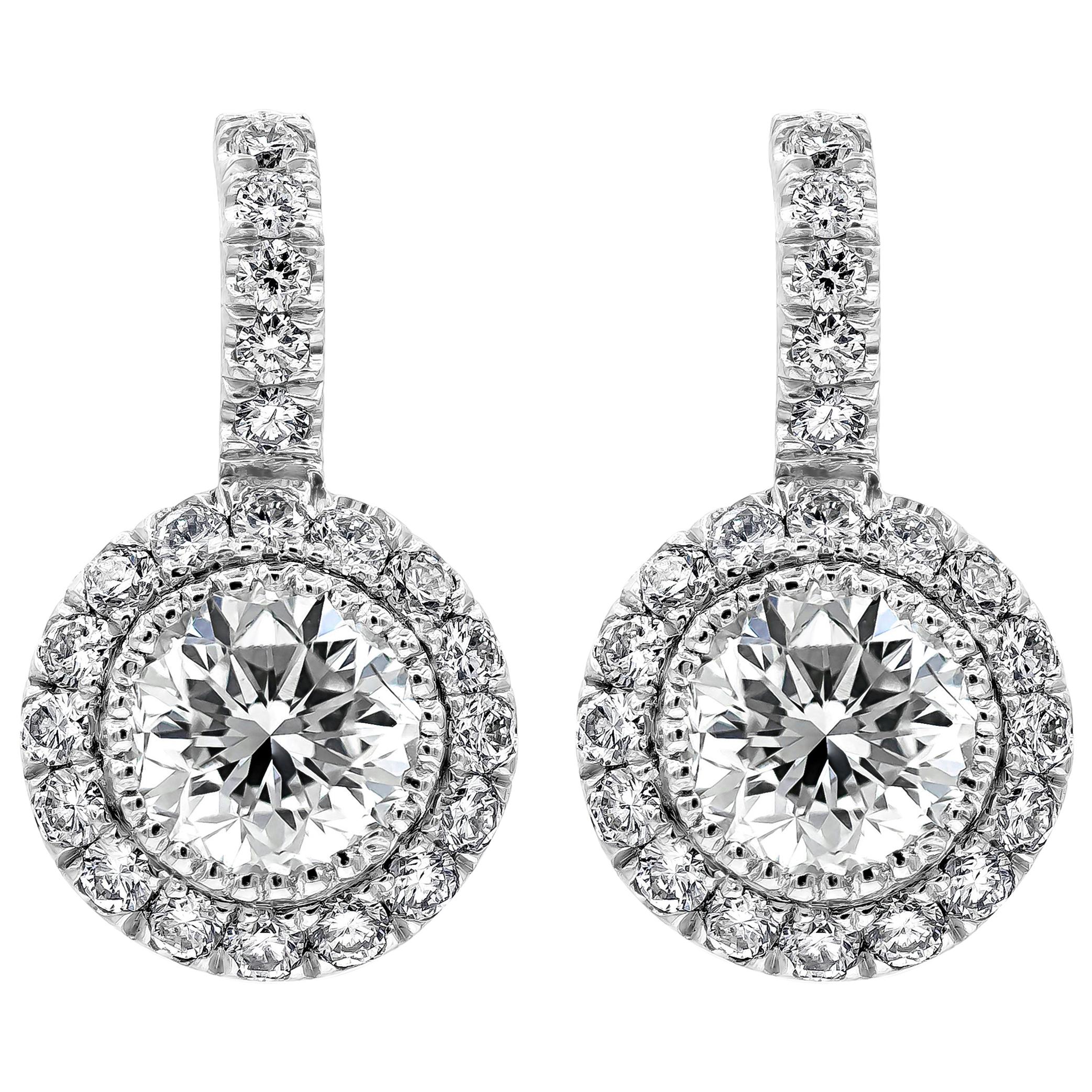 Pendants d'oreilles Roman Malakov avec halo de diamants ronds et brillants de 2,63 carats au total