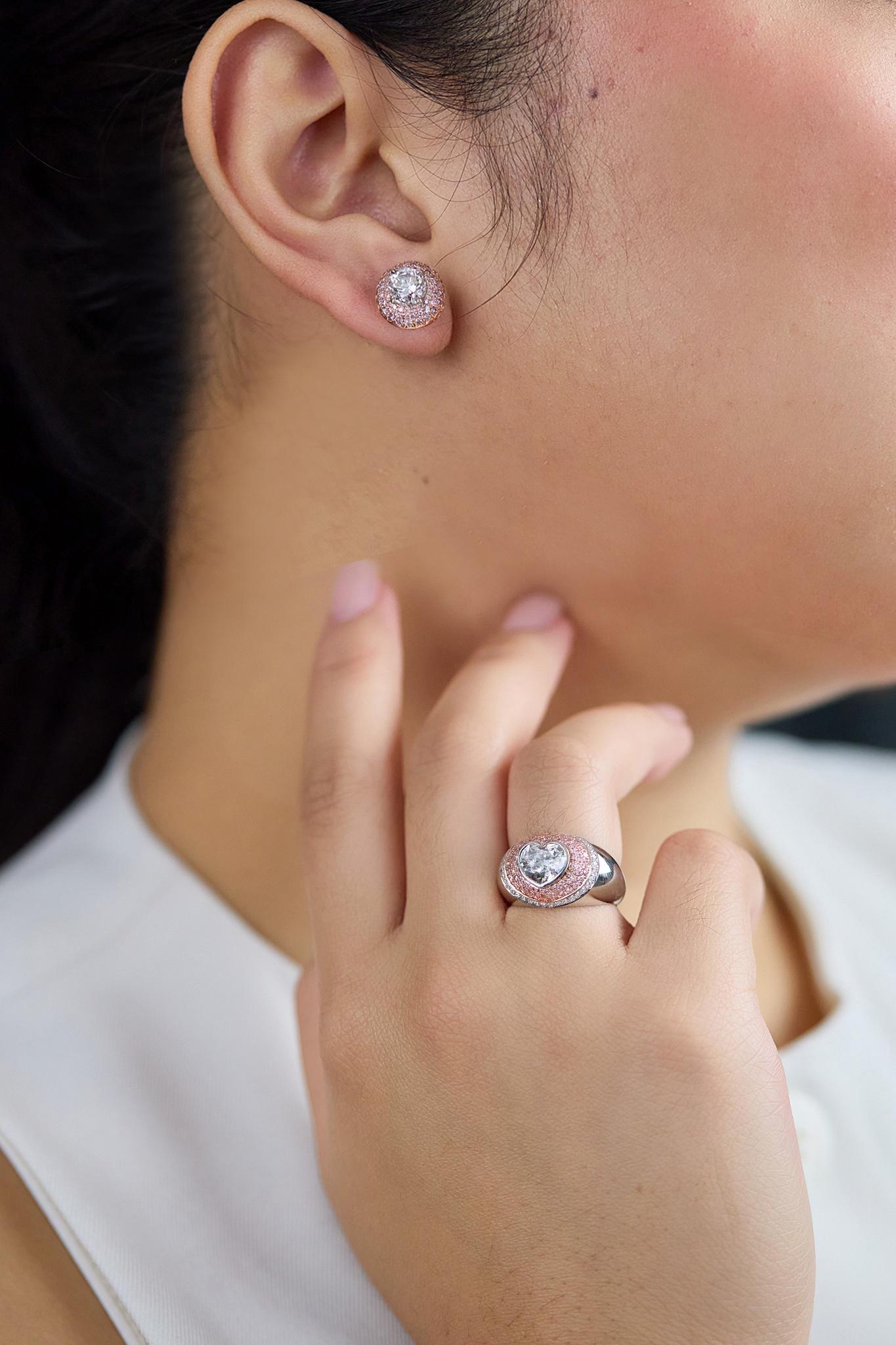 Boucles d'oreilles Roman Malakov 2.75 Carats Total Brilliant Round et Pink Diamond Neuf - En vente à New York, NY