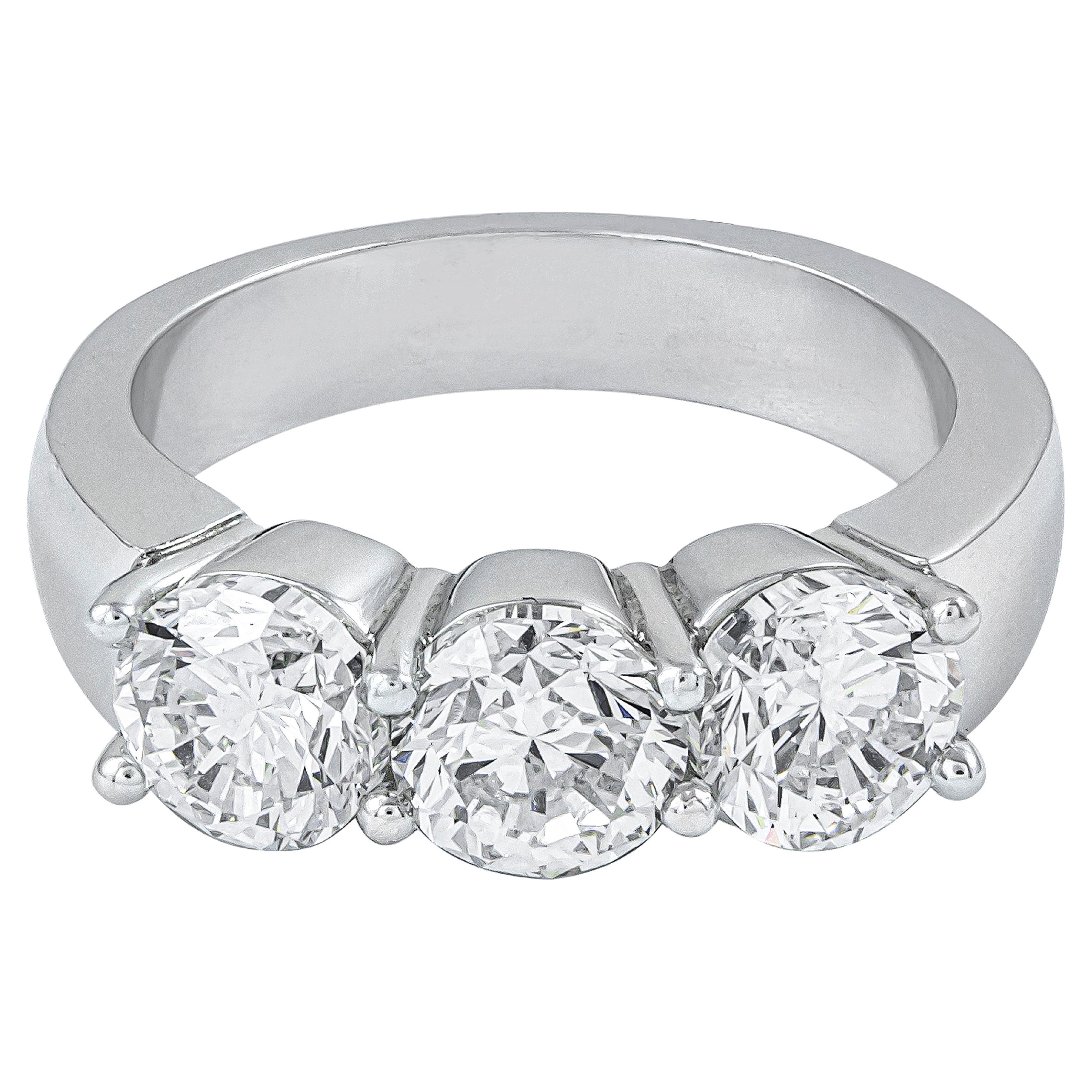 Roman Malakov 3.01 Carats Total Round Brilliant Diamond Three-Stone Wedding Band