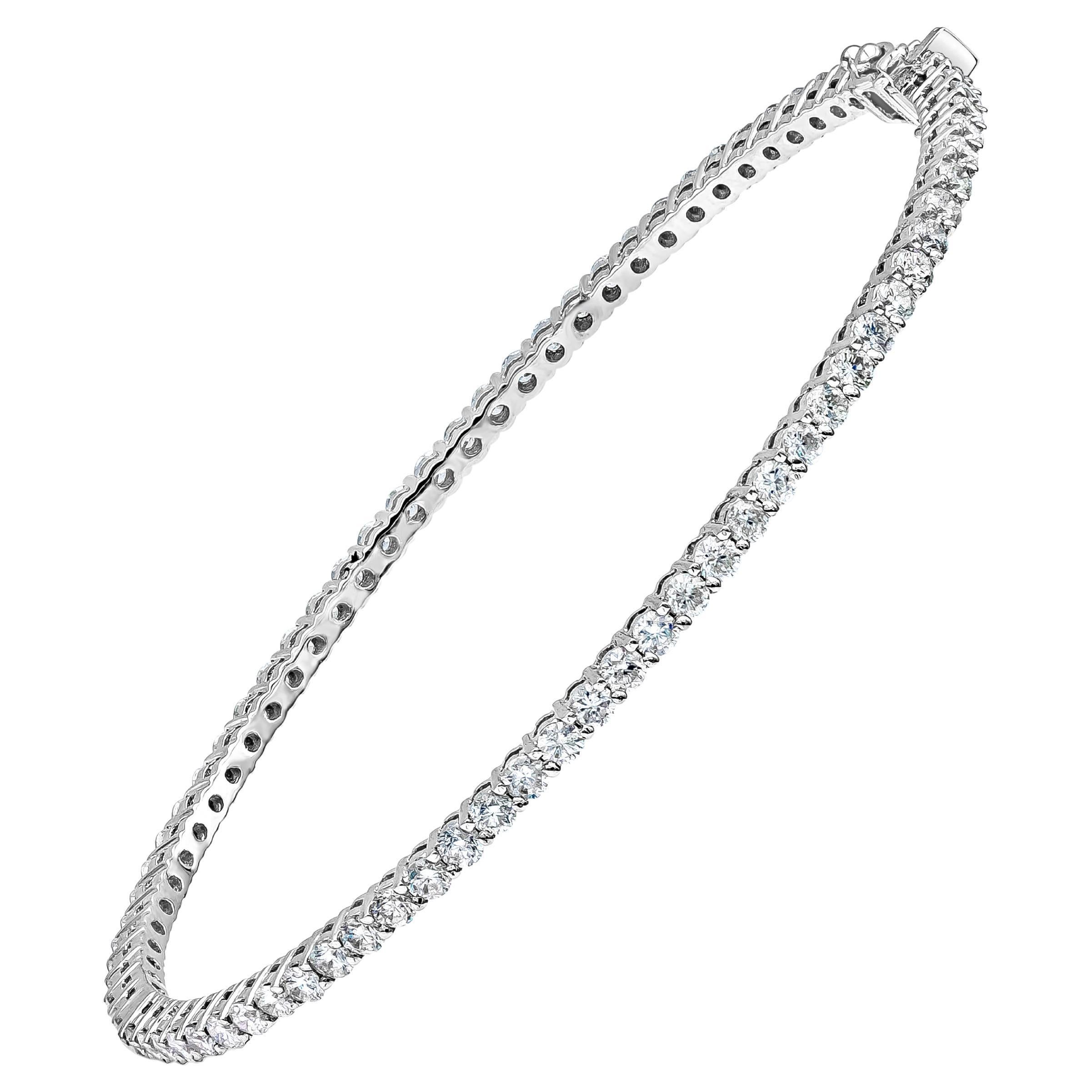 Roman Malakov 3.15 Carat Total Round Diamond Bangle Bracelet For Sale