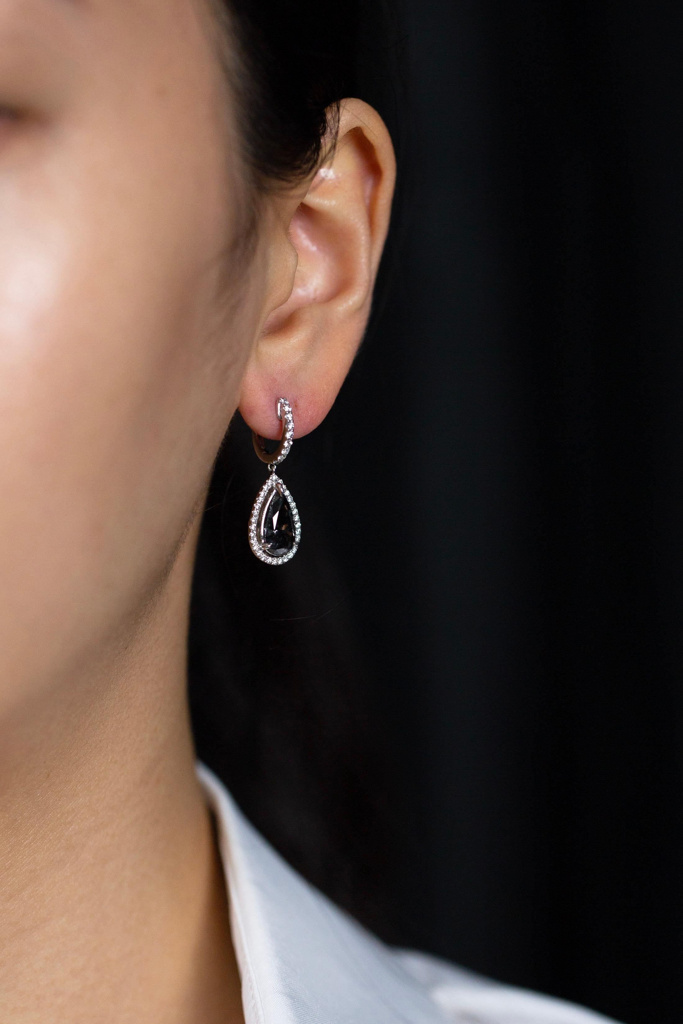 Roman Malakov 3.17 Carats Total Pear Shape Black Diamond Halo Dangle Earrings In New Condition For Sale In New York, NY