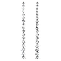 Roman Malakov Boucles d'oreilles en goutte en or blanc avec diamants ronds de 3,20 carats au total