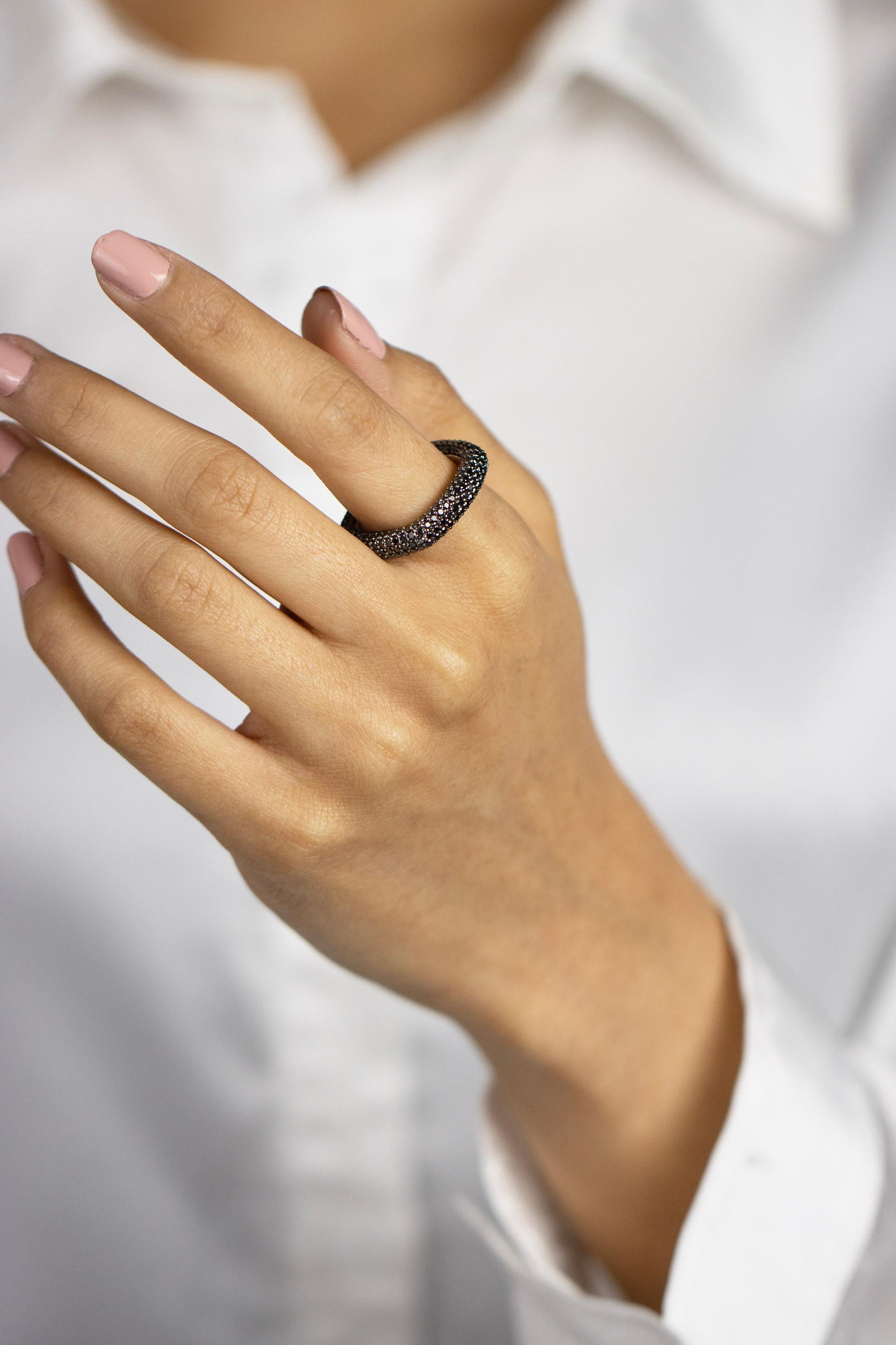 Women's or Men's Roman Malakov 3.68 Carats Total Round Black Diamond Square Pave Fashion Ring For Sale
