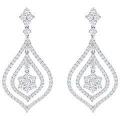 Roman Malakov Boucles d'oreilles pendantes ajourées avec diamants ronds de 3.76 carats au total