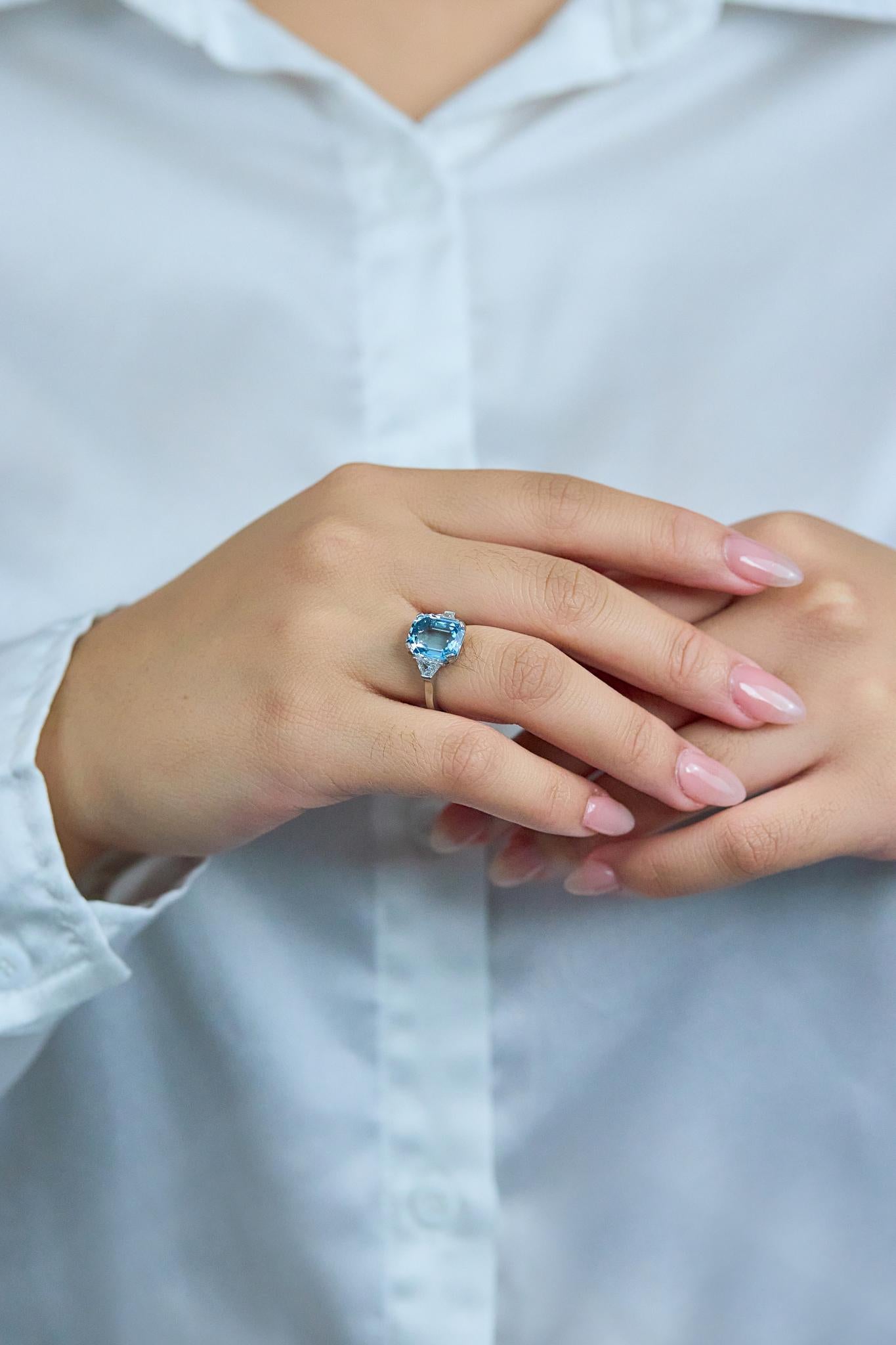 Roman Malakov 3,84 Karat Aquamarin im Smaragdschliff und Diamant-Verlobungsring Damen im Angebot