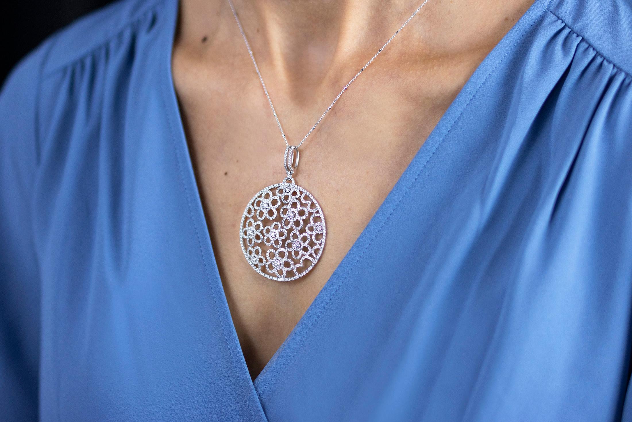Roman Malakov, collier pendentif « O » en diamants ronds brillants de 3,92 carats au total Neuf - En vente à New York, NY
