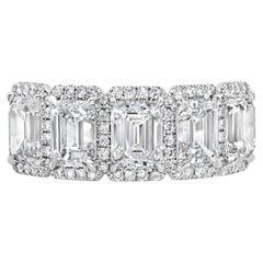 Roman Malakov 3,94 Karat Gesamt Smaragdschliff Diamant Halo Fünf-Stein-Hochzeitsring
