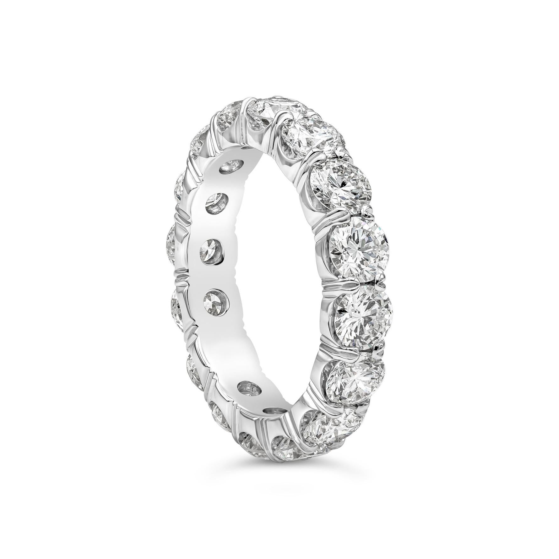 This timeless eternity wedding band ring features 16 brilliant round diamonds weighing 4.04 carats total, D-E Color and SI in Clarity. Set in a classic four prong setting, Made with Platinum, Size 6.5 US

Roman Malakov is a custom house,